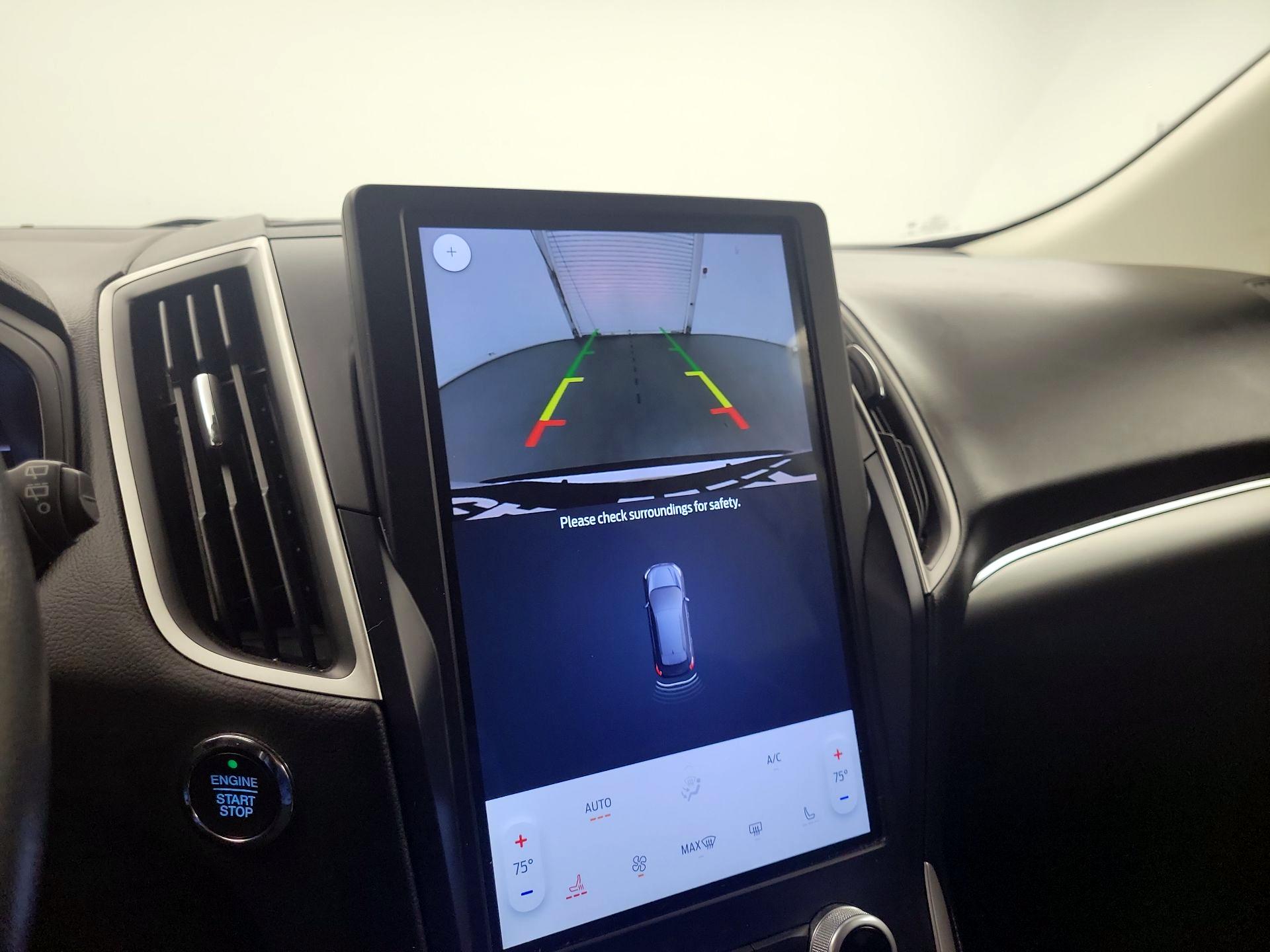 Thumbnail: 2022 Ford Edge - 12