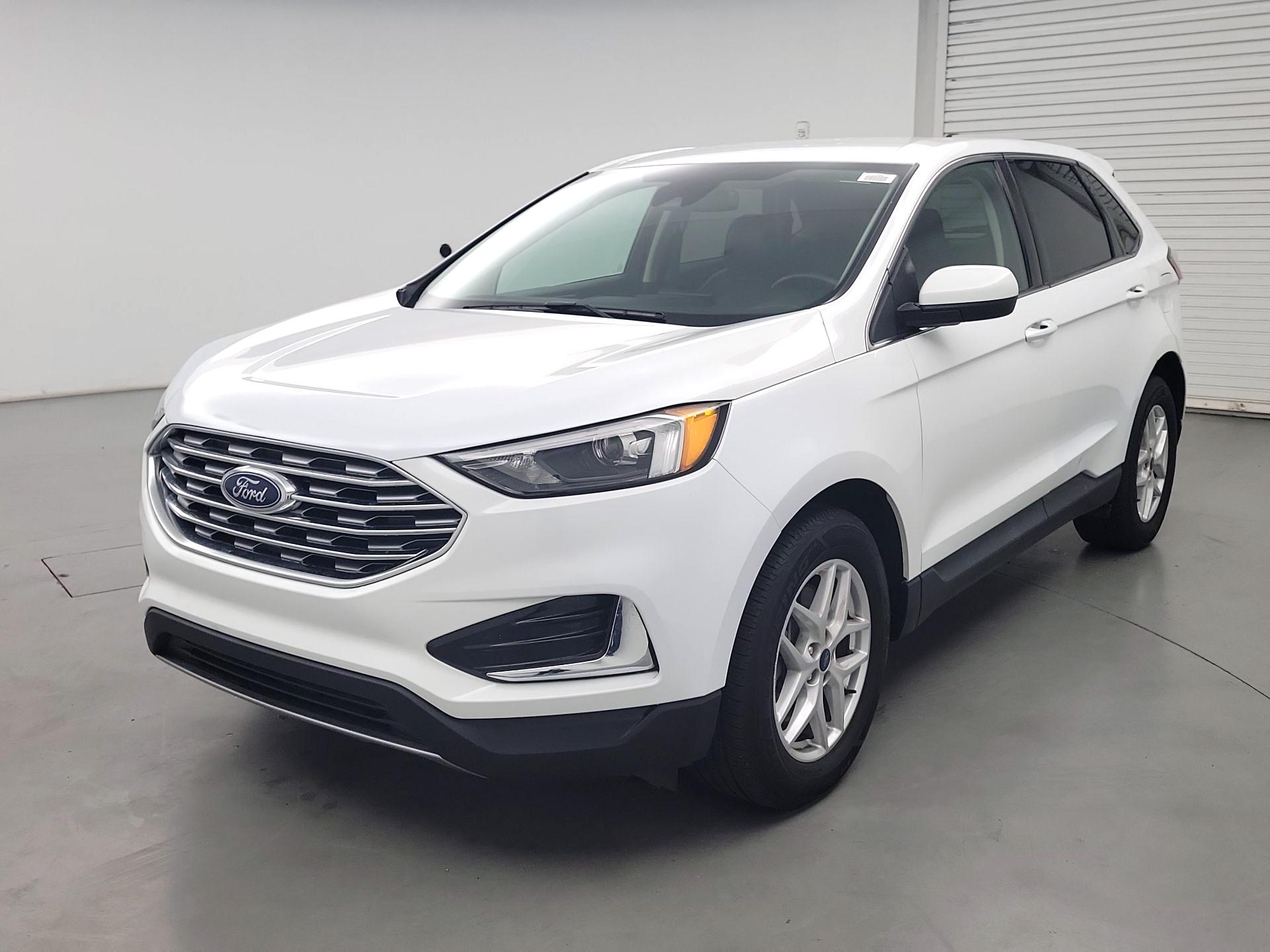 Thumbnail: 2022 Ford Edge - 3
