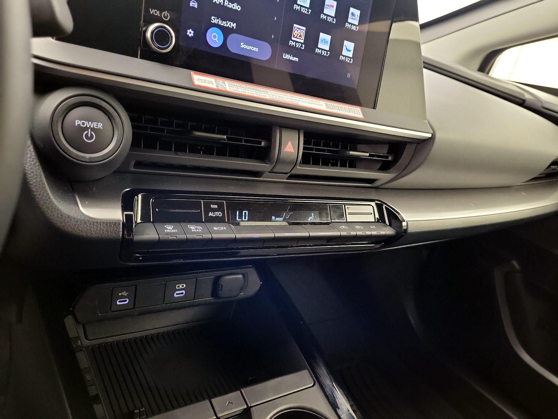 Thumbnail: 2024 Toyota Prius - 14