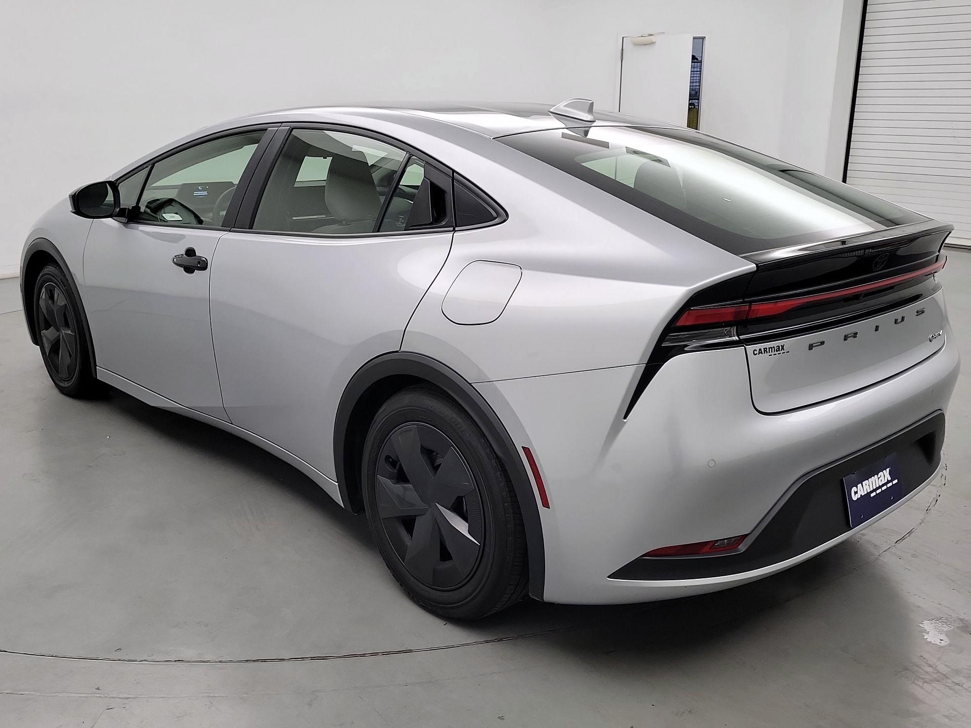 Thumbnail: 2024 Toyota Prius - 7