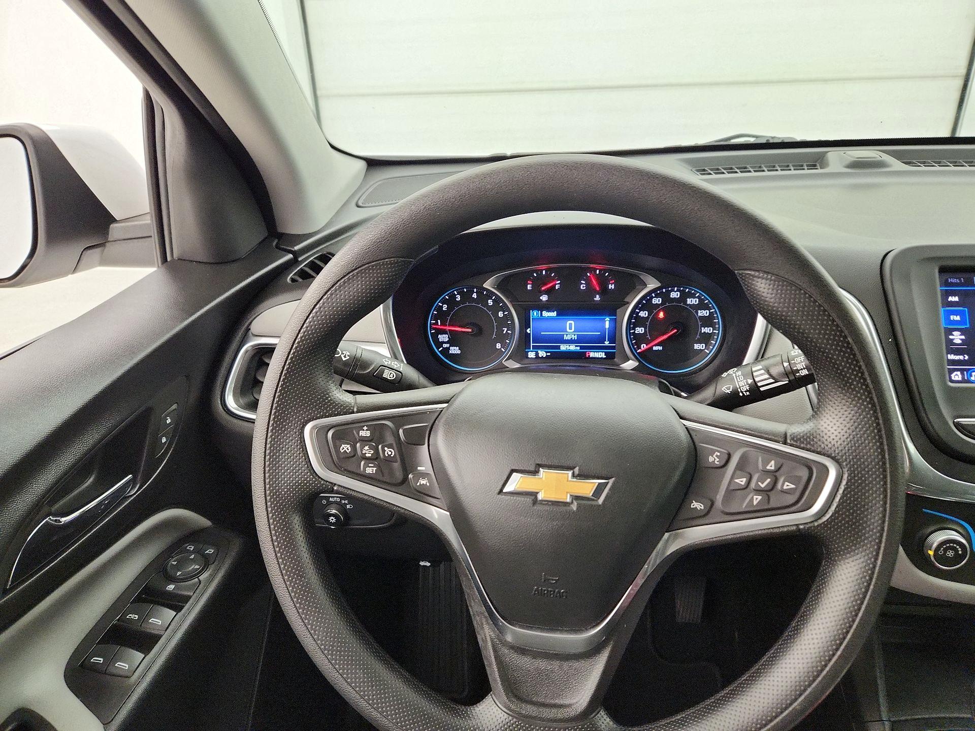 Thumbnail: 2022 Chevrolet Equinox - 10