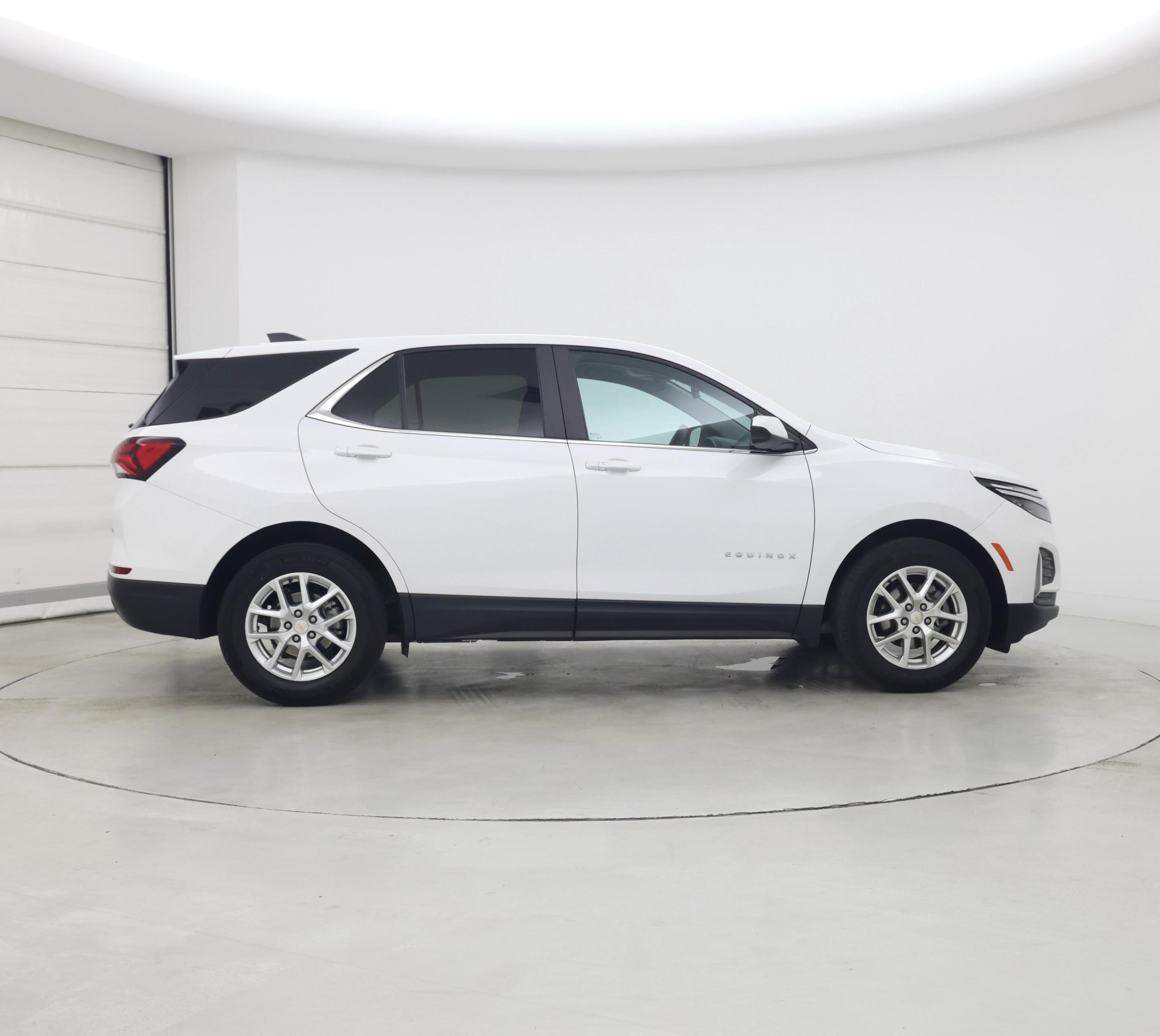 Thumbnail: 2022 Chevrolet Equinox - 7