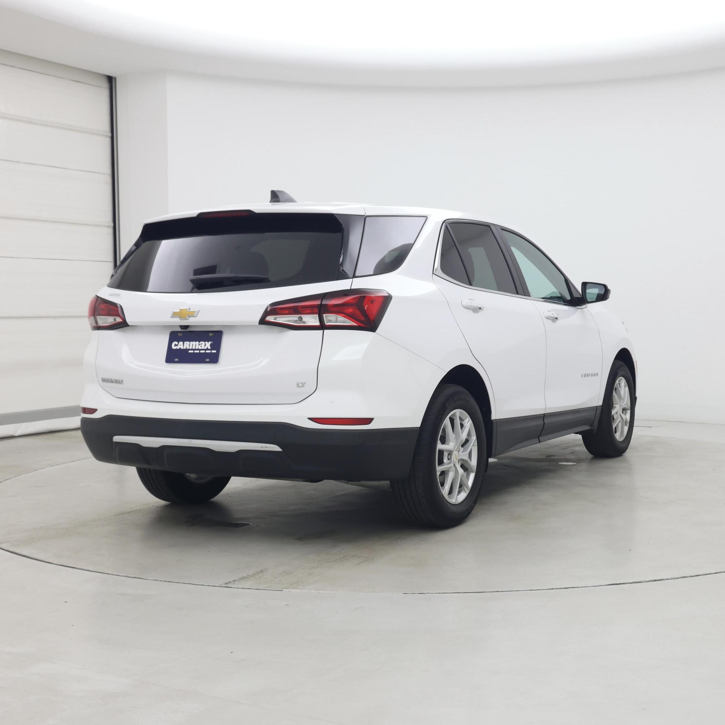 Thumbnail: 2022 Chevrolet Equinox - 8