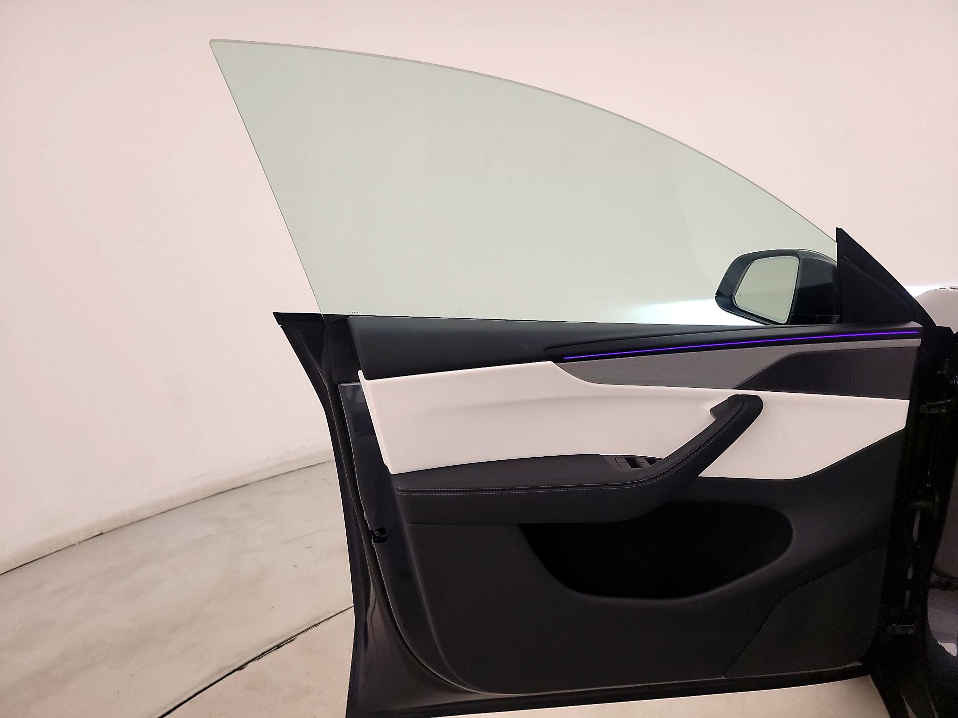 Thumbnail: 2026 Tesla Model Y - 12