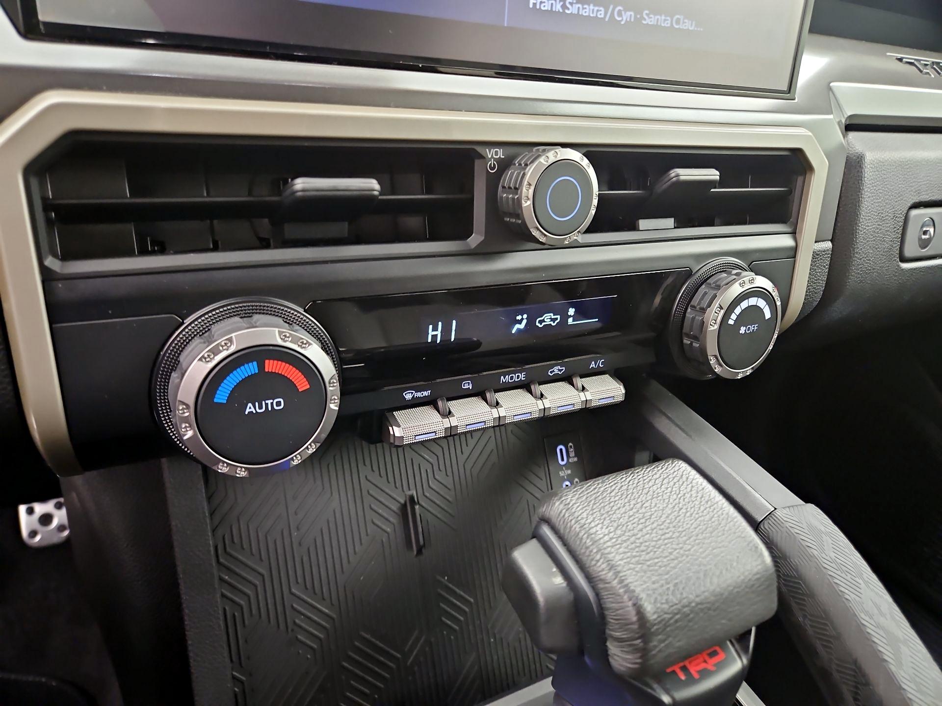 Thumbnail: 2024 Toyota Tacoma - 16