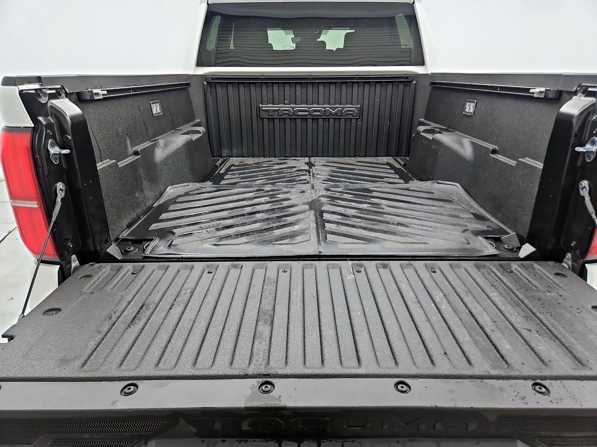 Thumbnail: 2024 Toyota Tacoma - 20