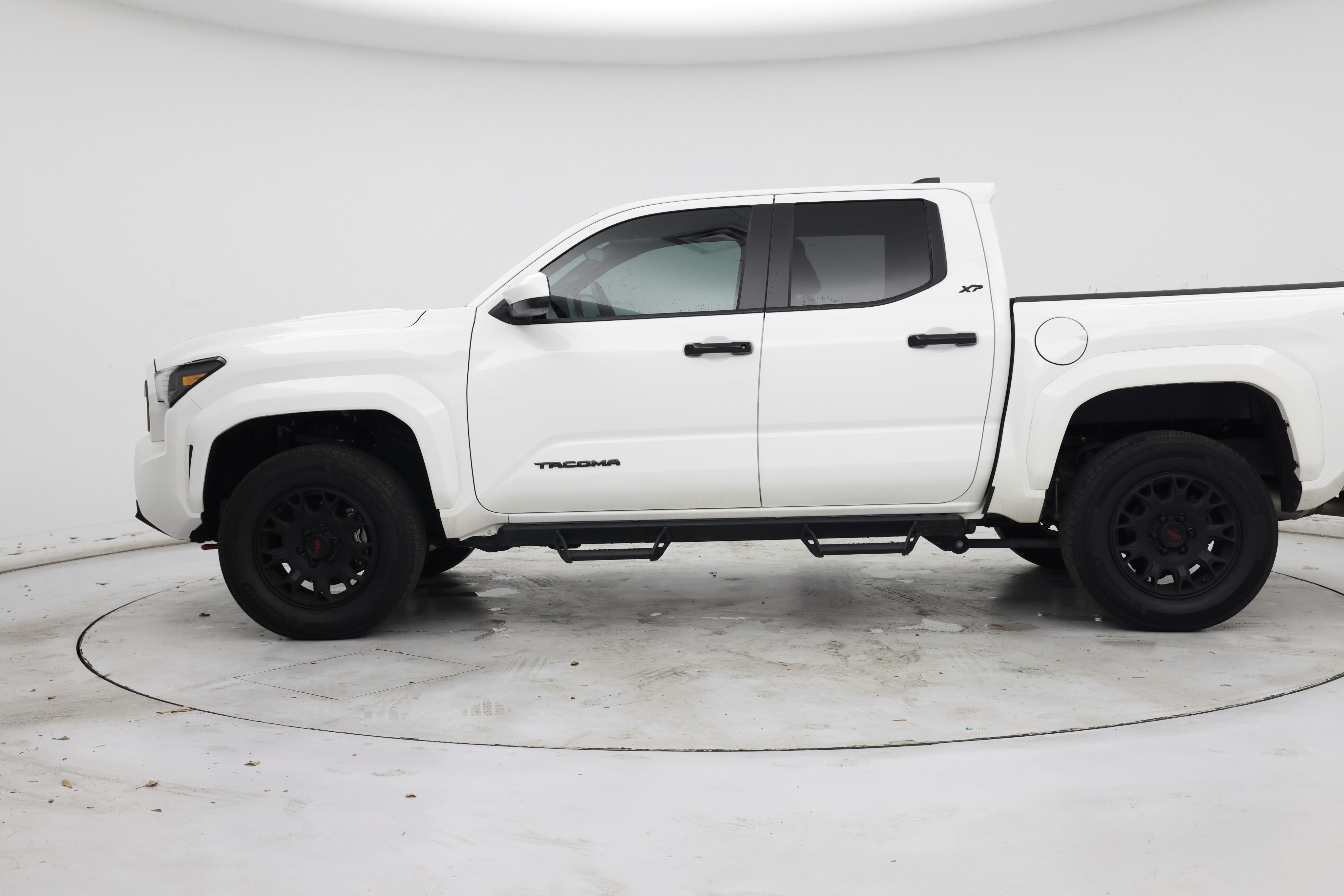 Thumbnail: 2024 Toyota Tacoma - 3