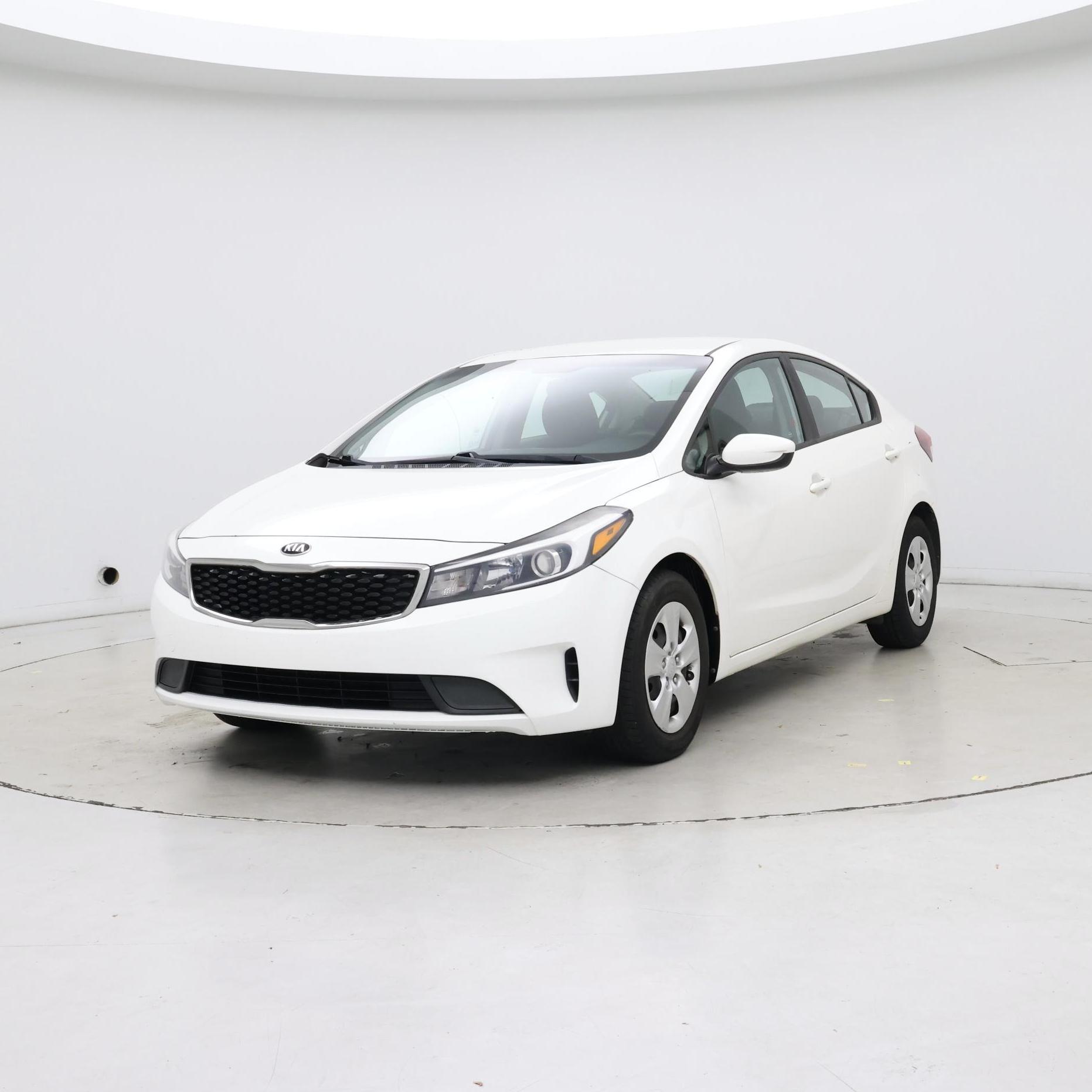 Thumbnail: 2017 Kia Forte - 4