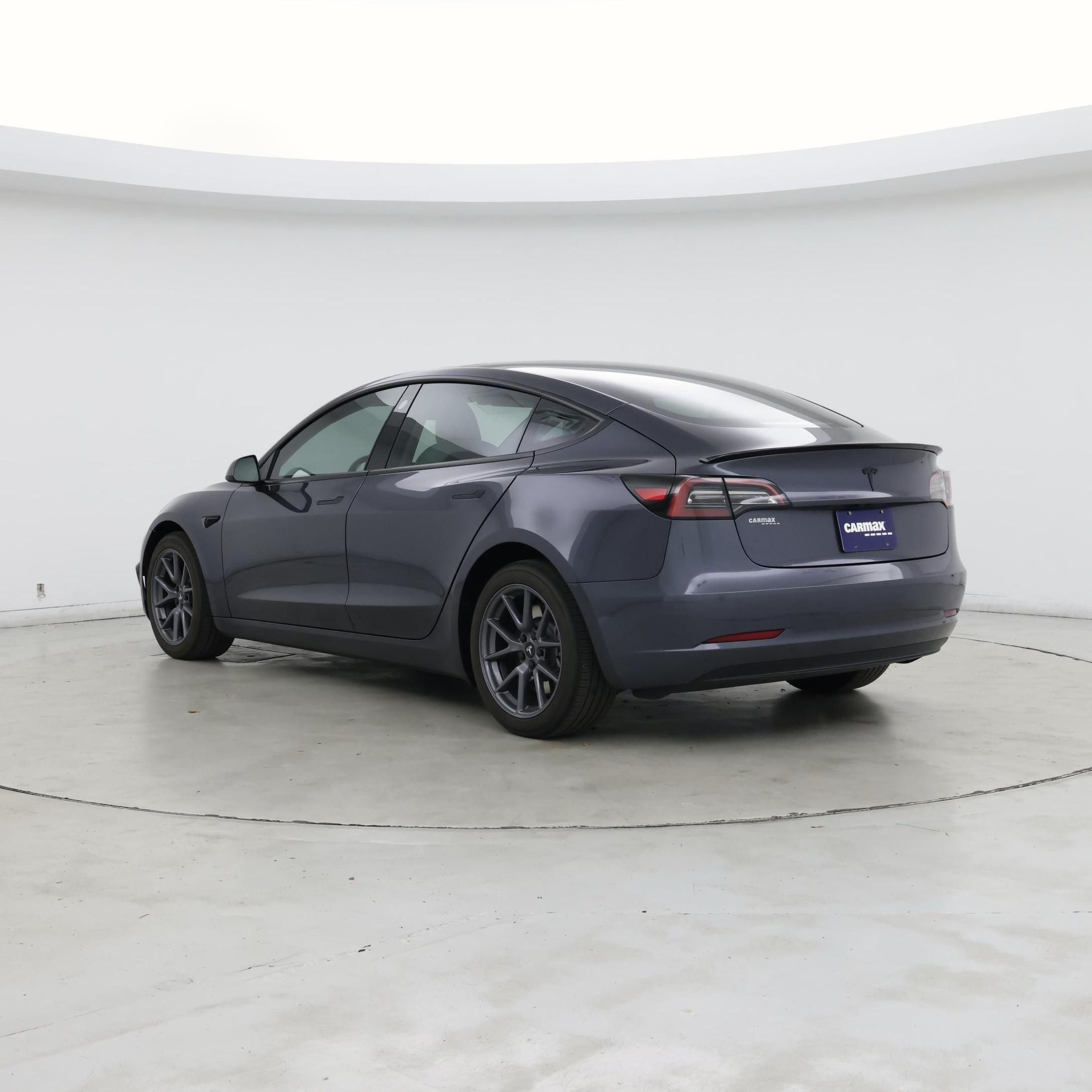 Thumbnail: 2023 Tesla Model 3 - 2