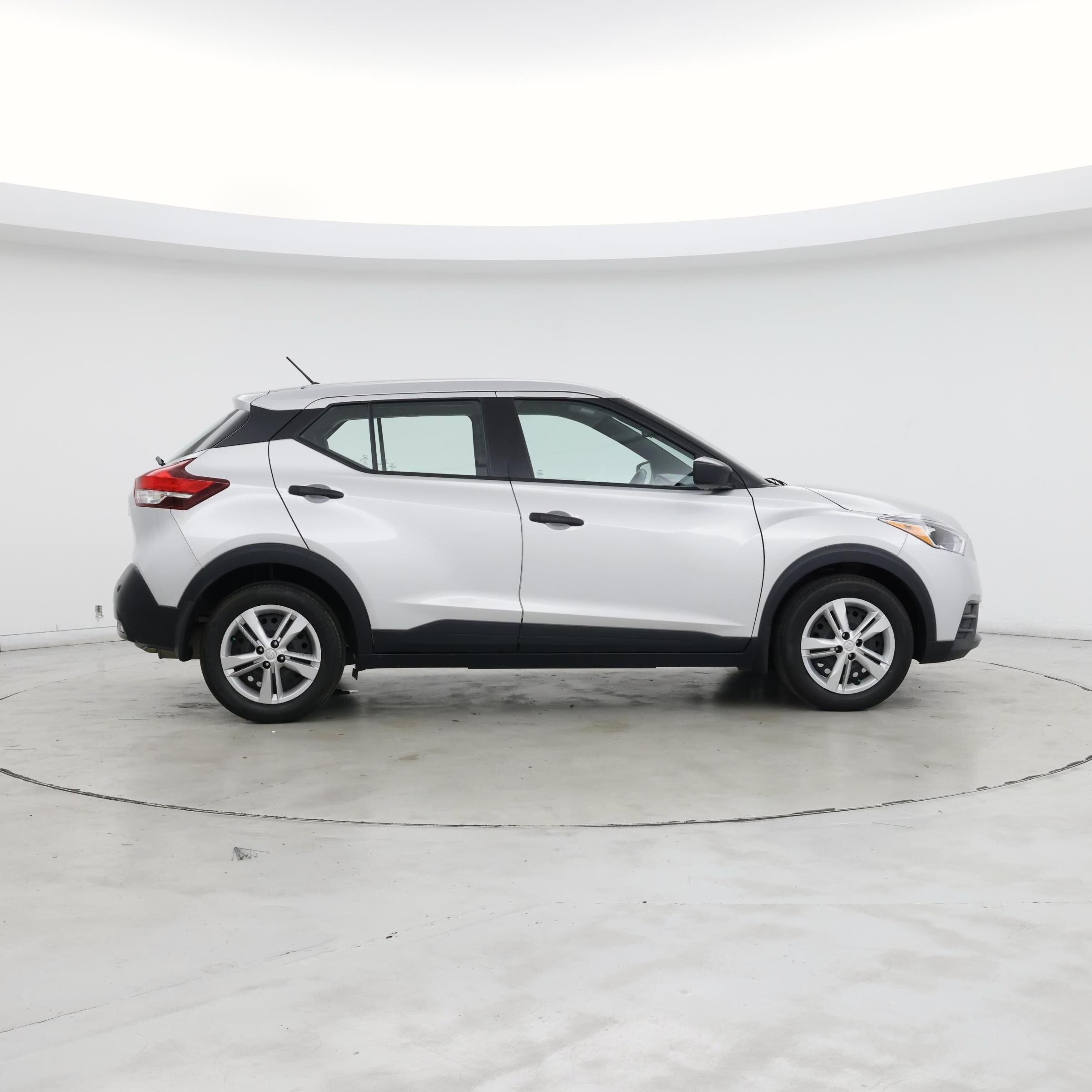 Thumbnail: 2020 Nissan Kicks - 7