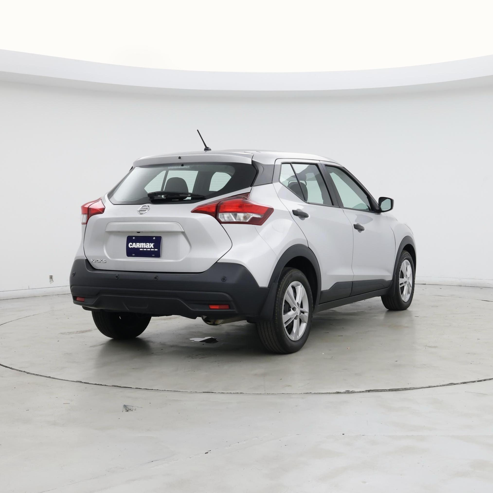 Thumbnail: 2020 Nissan Kicks - 8