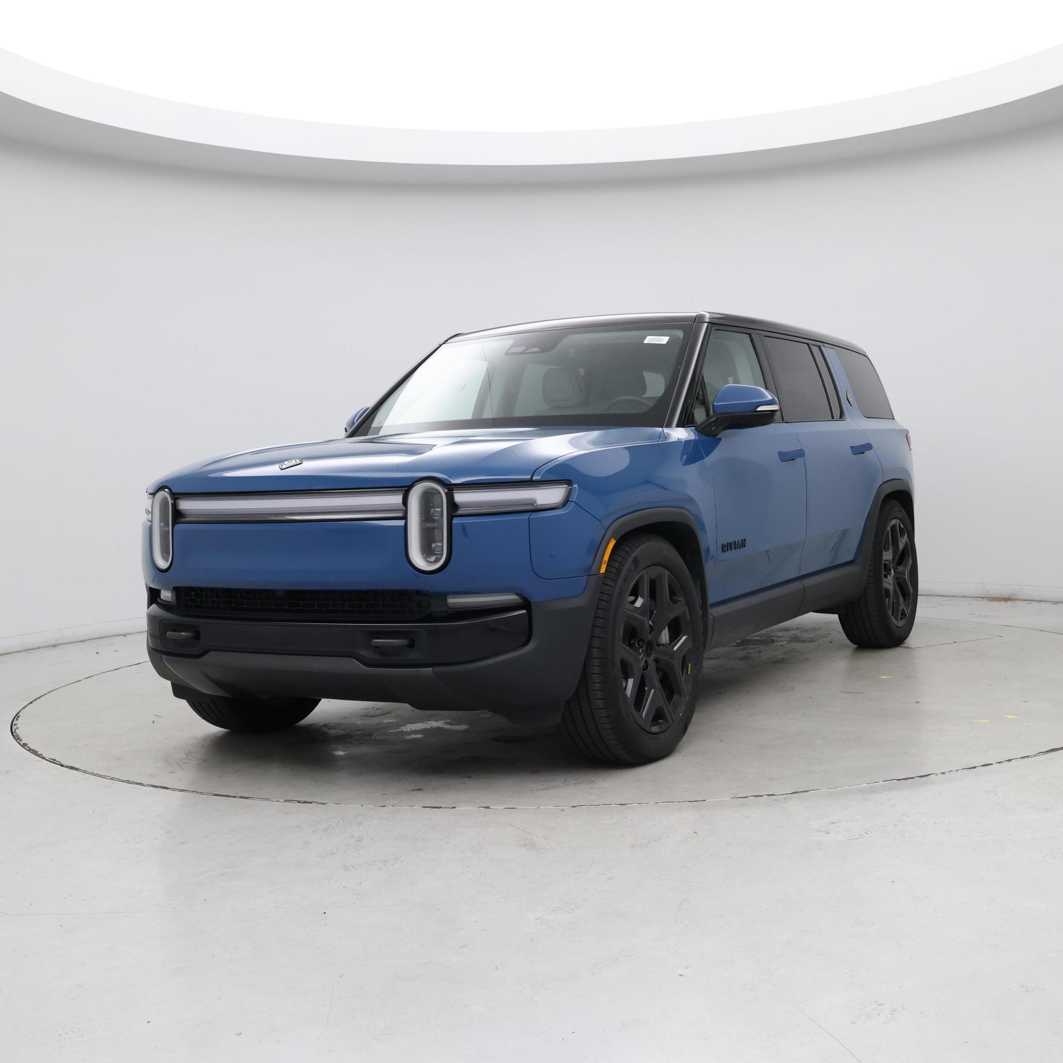 Thumbnail: 2025 Rivian R1S - 4