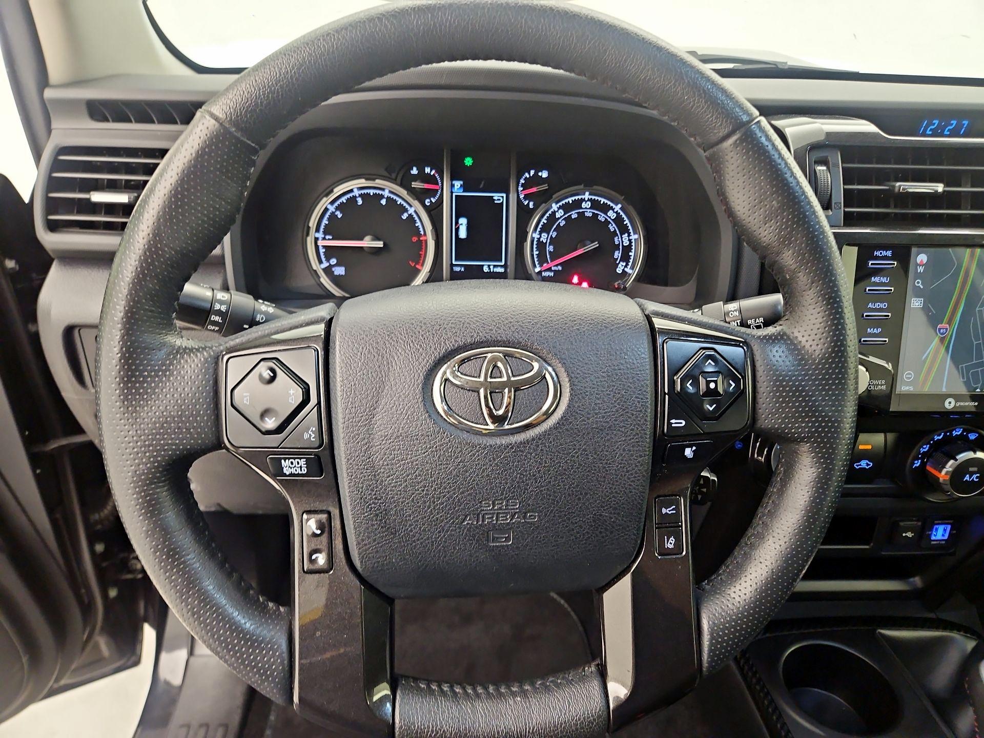 Thumbnail: 2023 Toyota 4Runner - 10