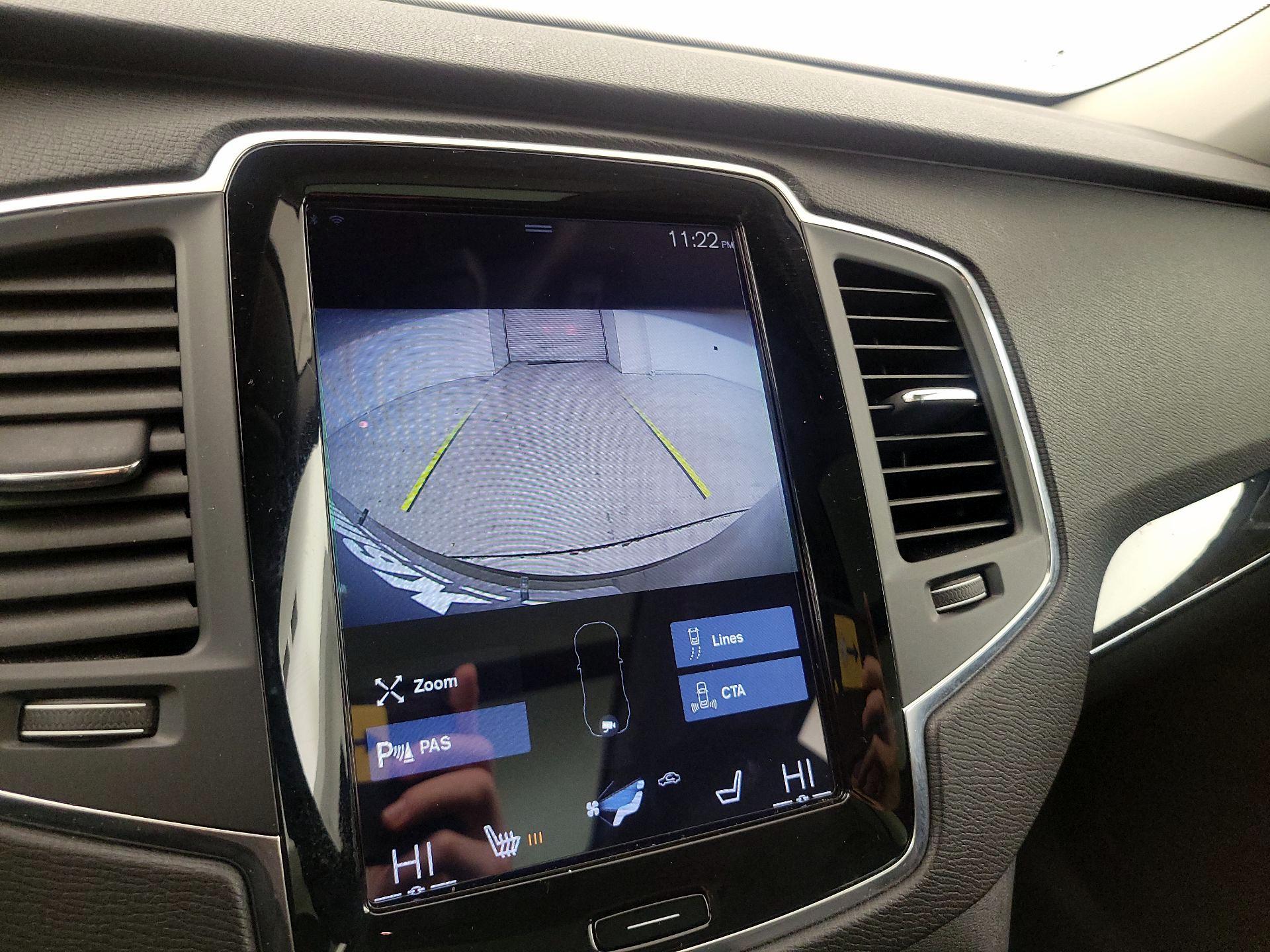 Thumbnail: 2018 Volvo XC90 - 15