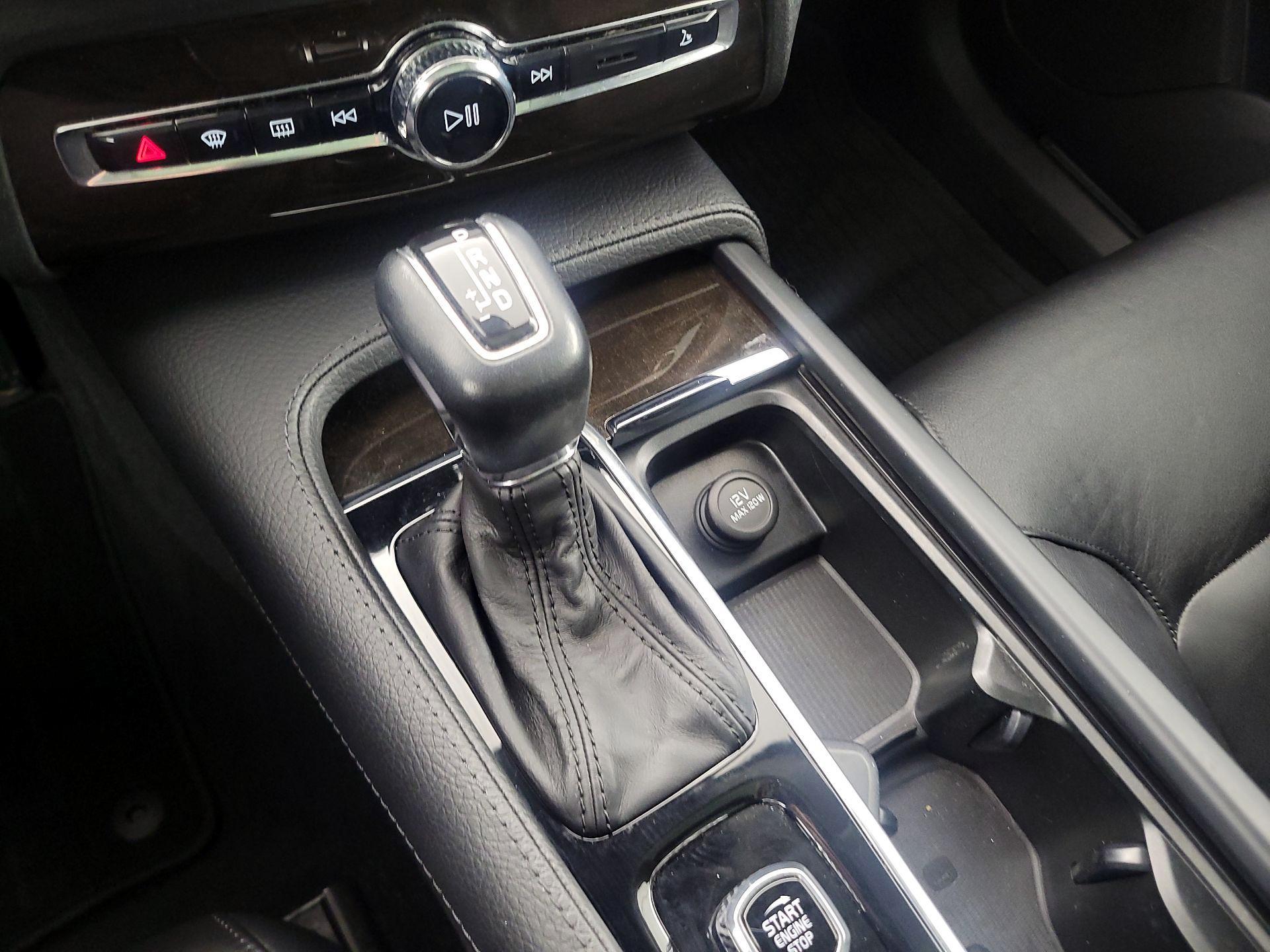 Thumbnail: 2018 Volvo XC90 - 18