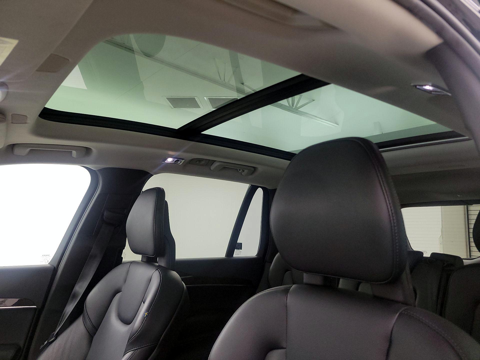 Thumbnail: 2018 Volvo XC90 - 20