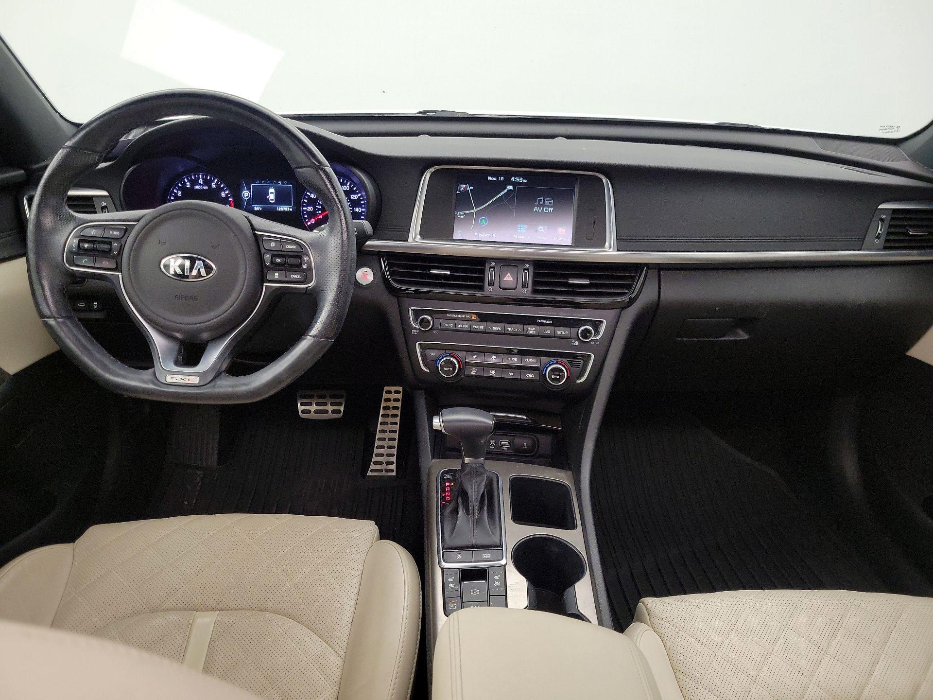 Thumbnail: 2016 Kia Optima - 9