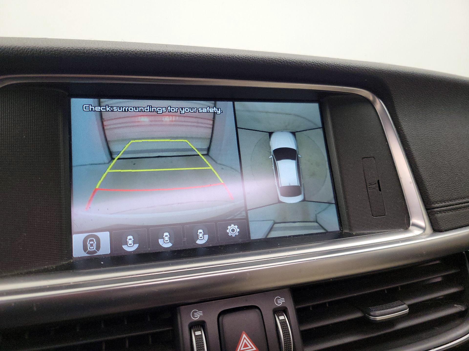 Thumbnail: 2016 Kia Optima - 14