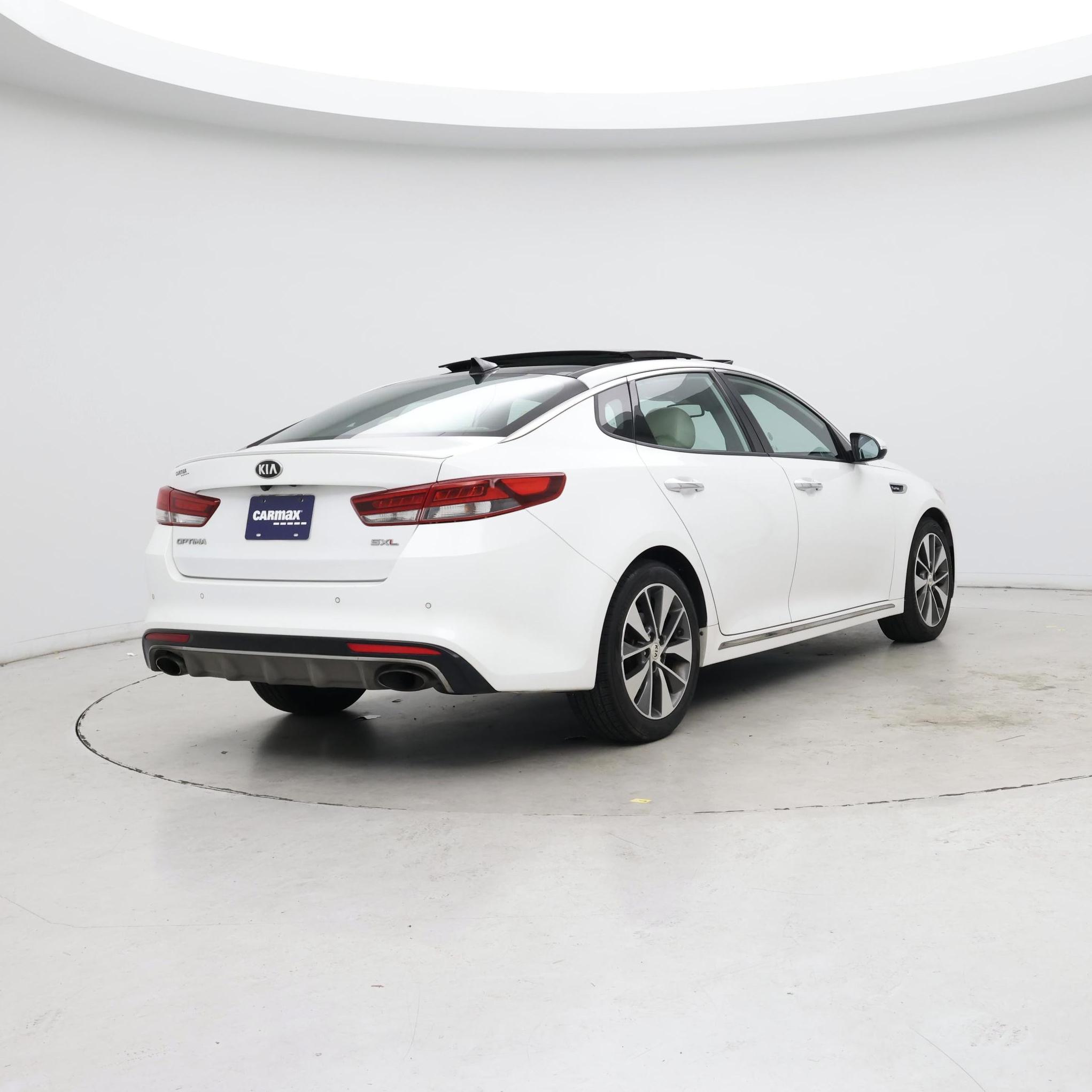Thumbnail: 2016 Kia Optima - 8