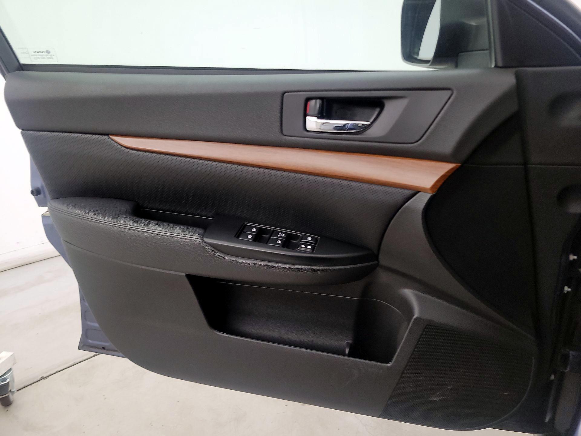 Thumbnail: 2014 Subaru Outback - 12