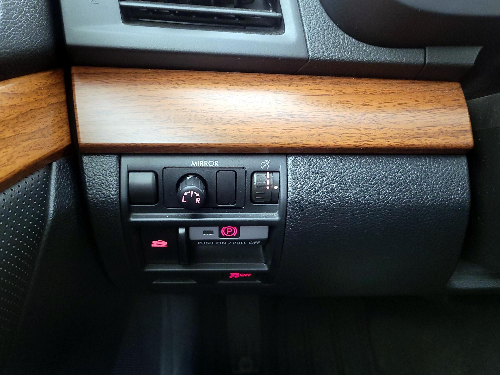 Thumbnail: 2014 Subaru Outback - 13