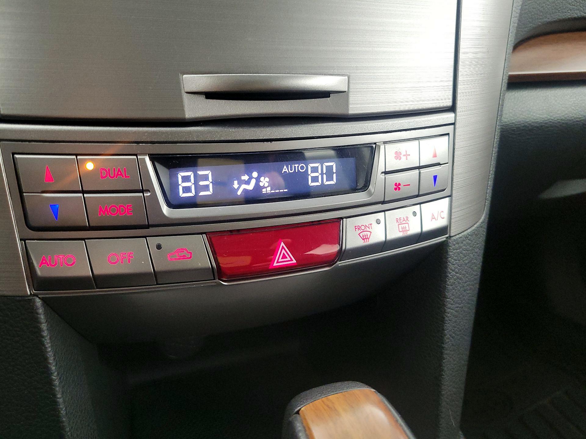 Thumbnail: 2014 Subaru Outback - 16