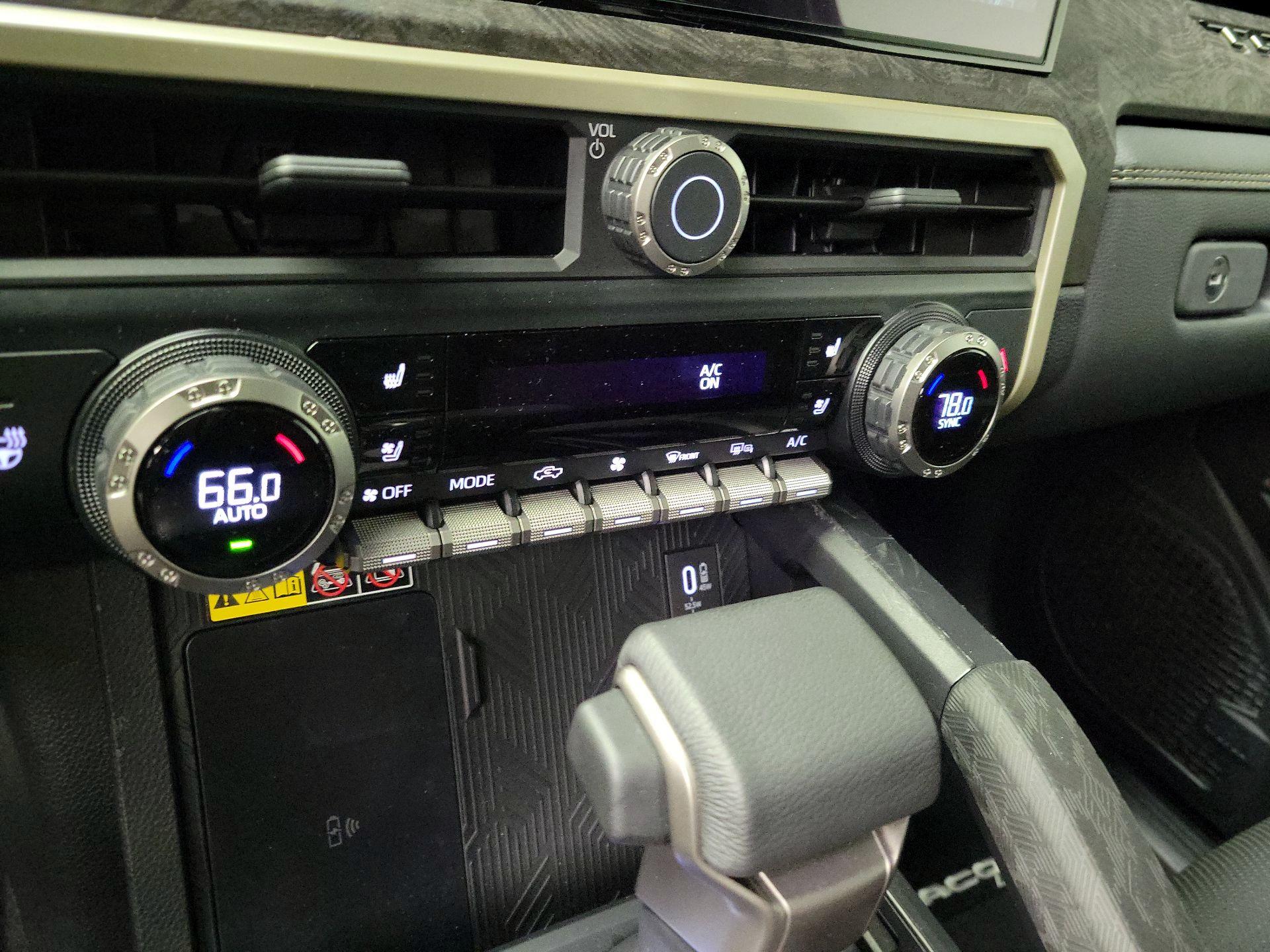 Thumbnail: 2024 Toyota Tacoma - 17