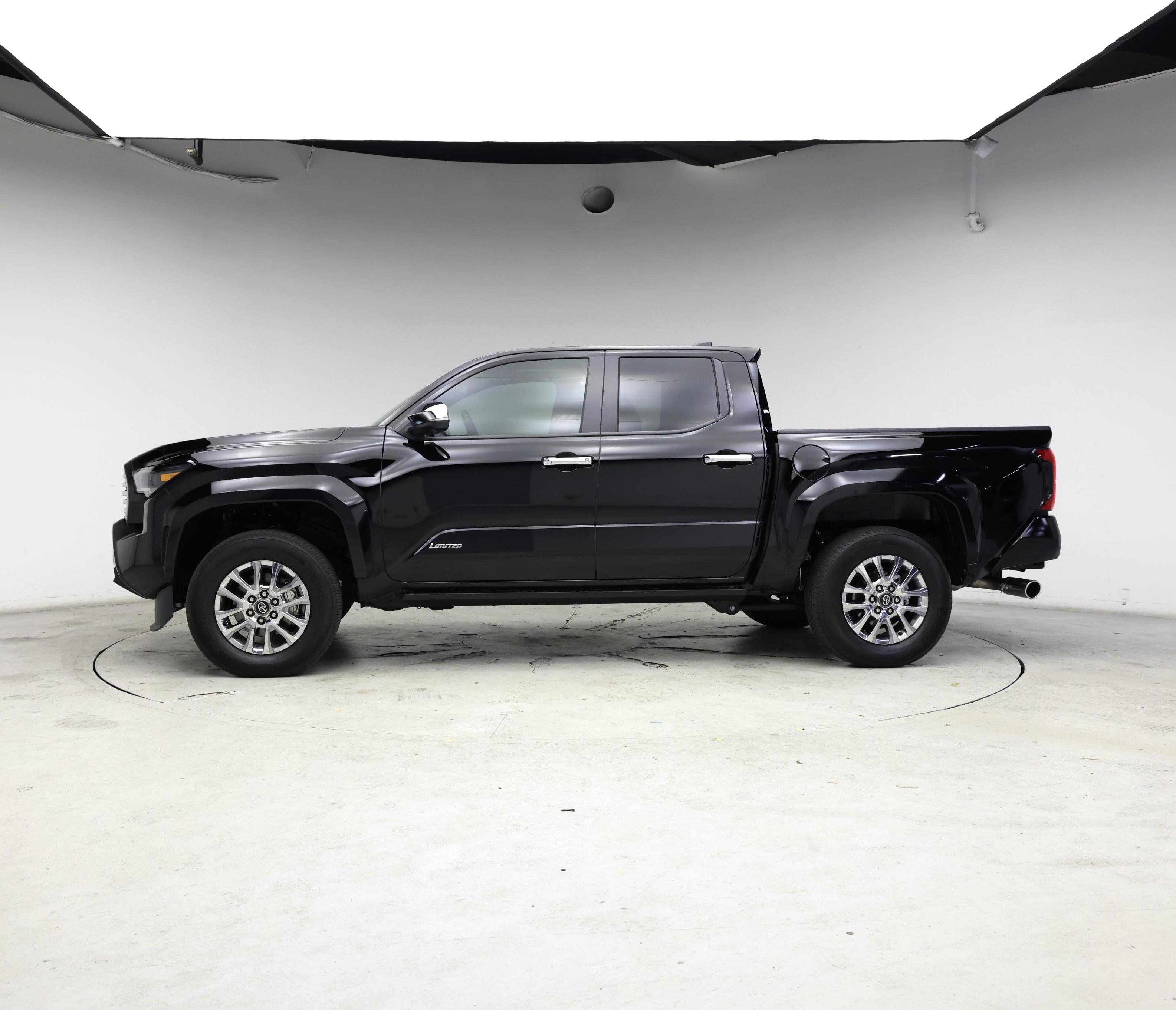 Thumbnail: 2024 Toyota Tacoma - 3