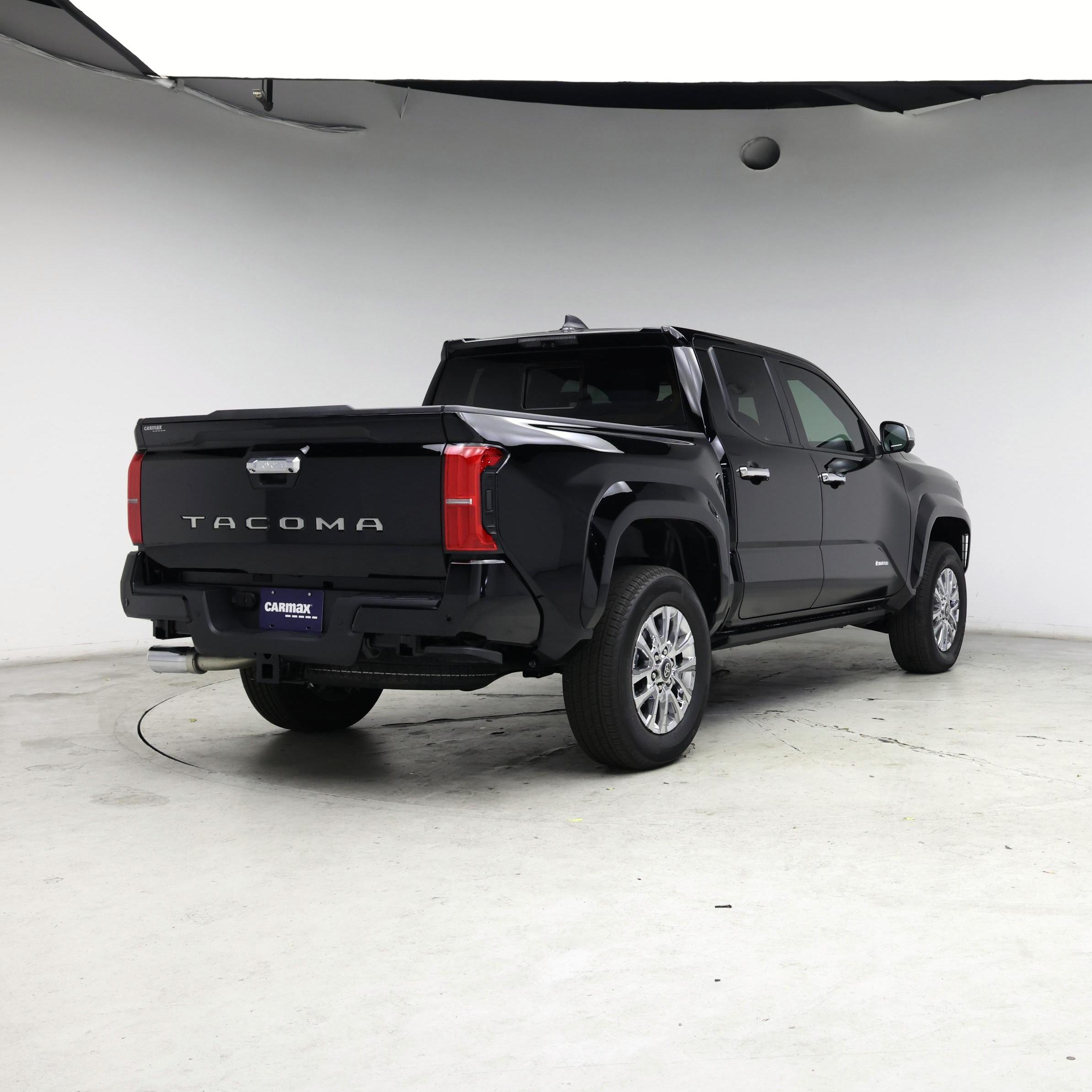 Thumbnail: 2024 Toyota Tacoma - 8