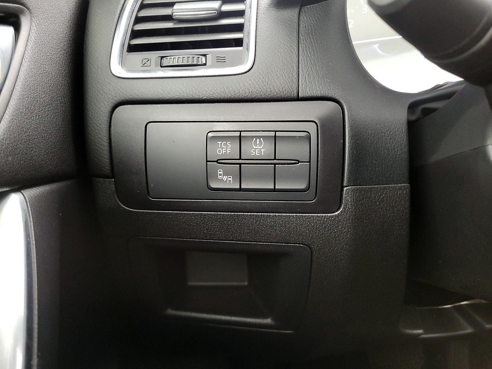 Thumbnail: 2016 Mazda CX-5 - 13