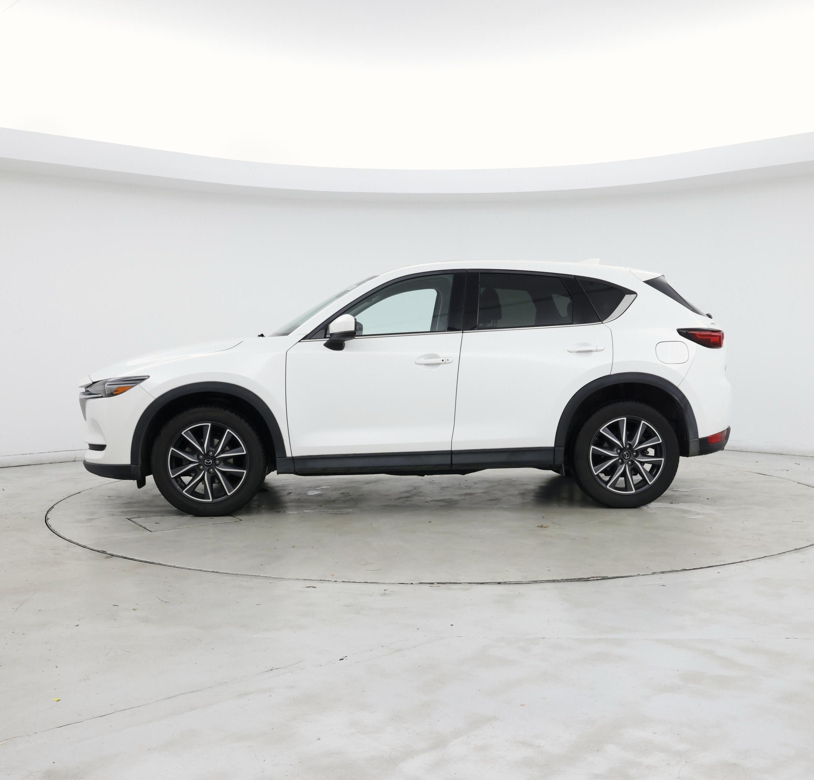 Thumbnail: 2017 Mazda CX-5 - 3
