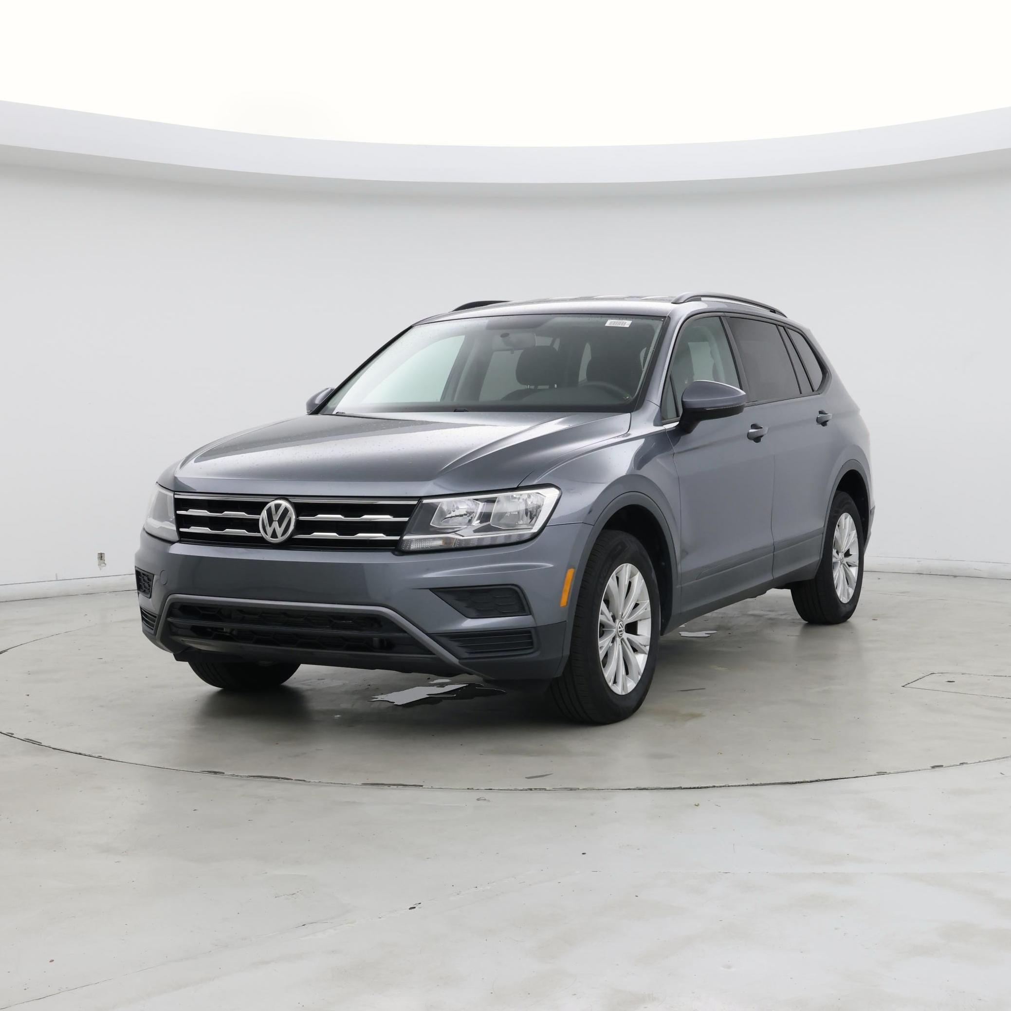 Thumbnail: 2020 Volkswagen Tiguan - 4