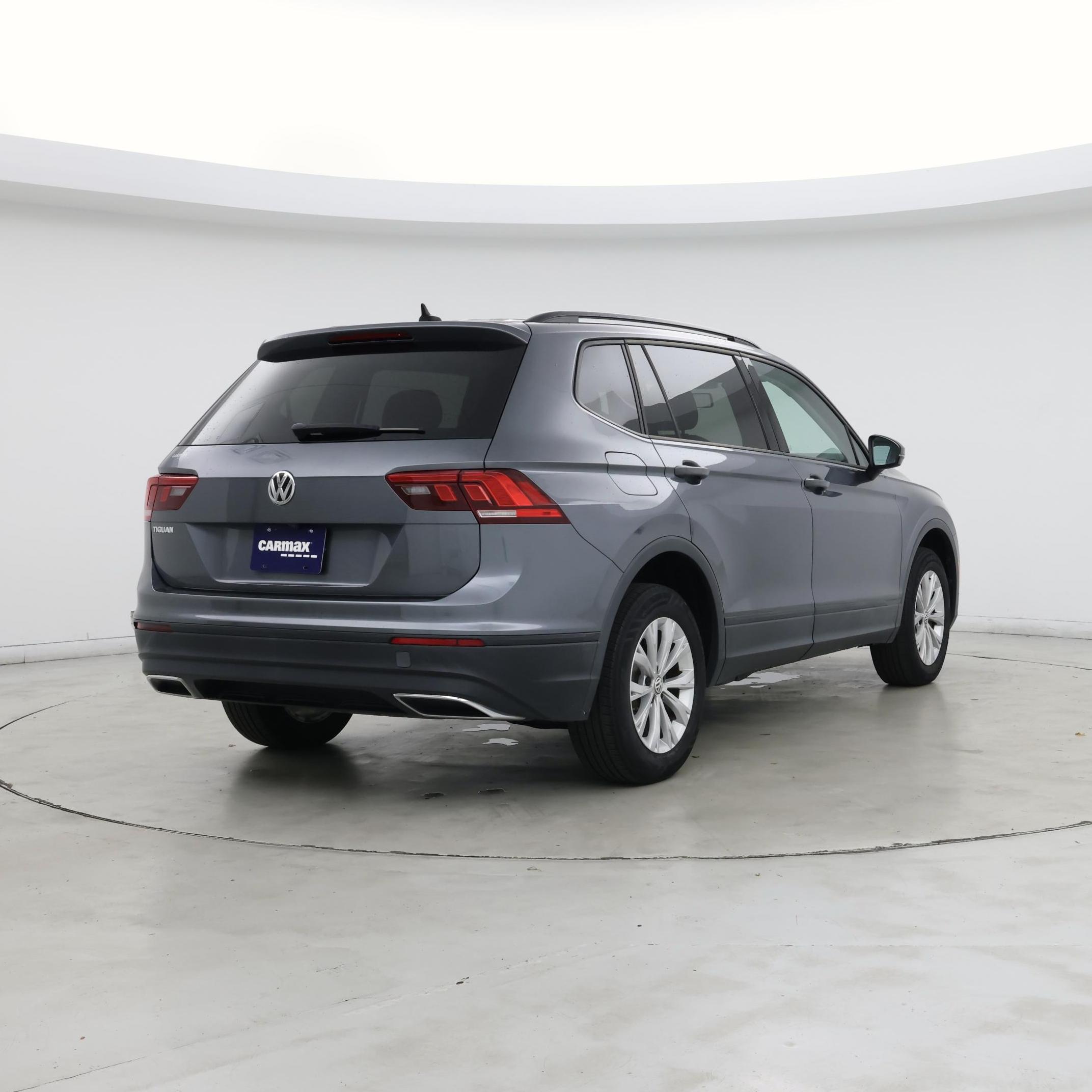 Thumbnail: 2020 Volkswagen Tiguan - 8