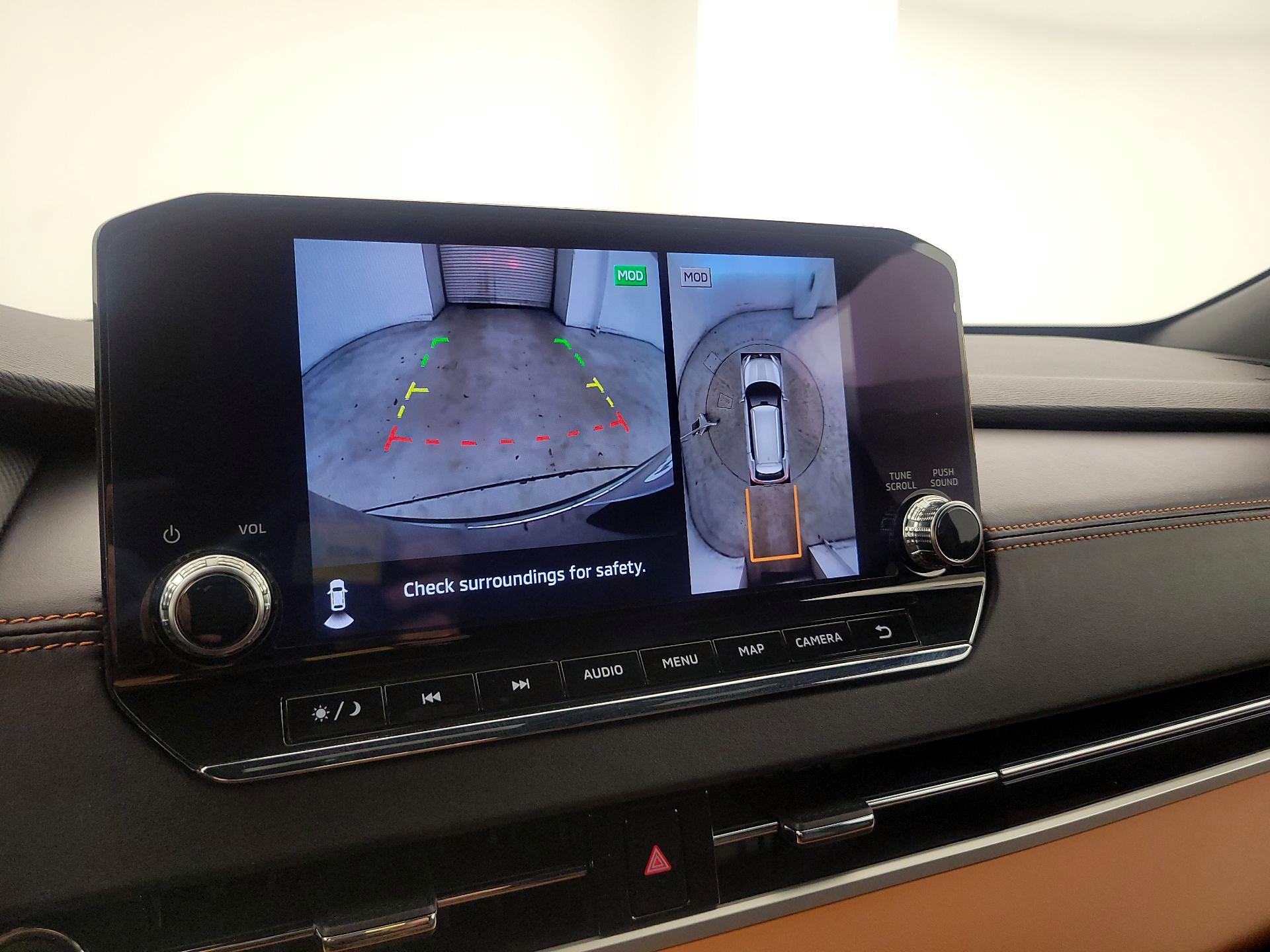 Thumbnail: 2023 Mitsubishi Outlander - 15