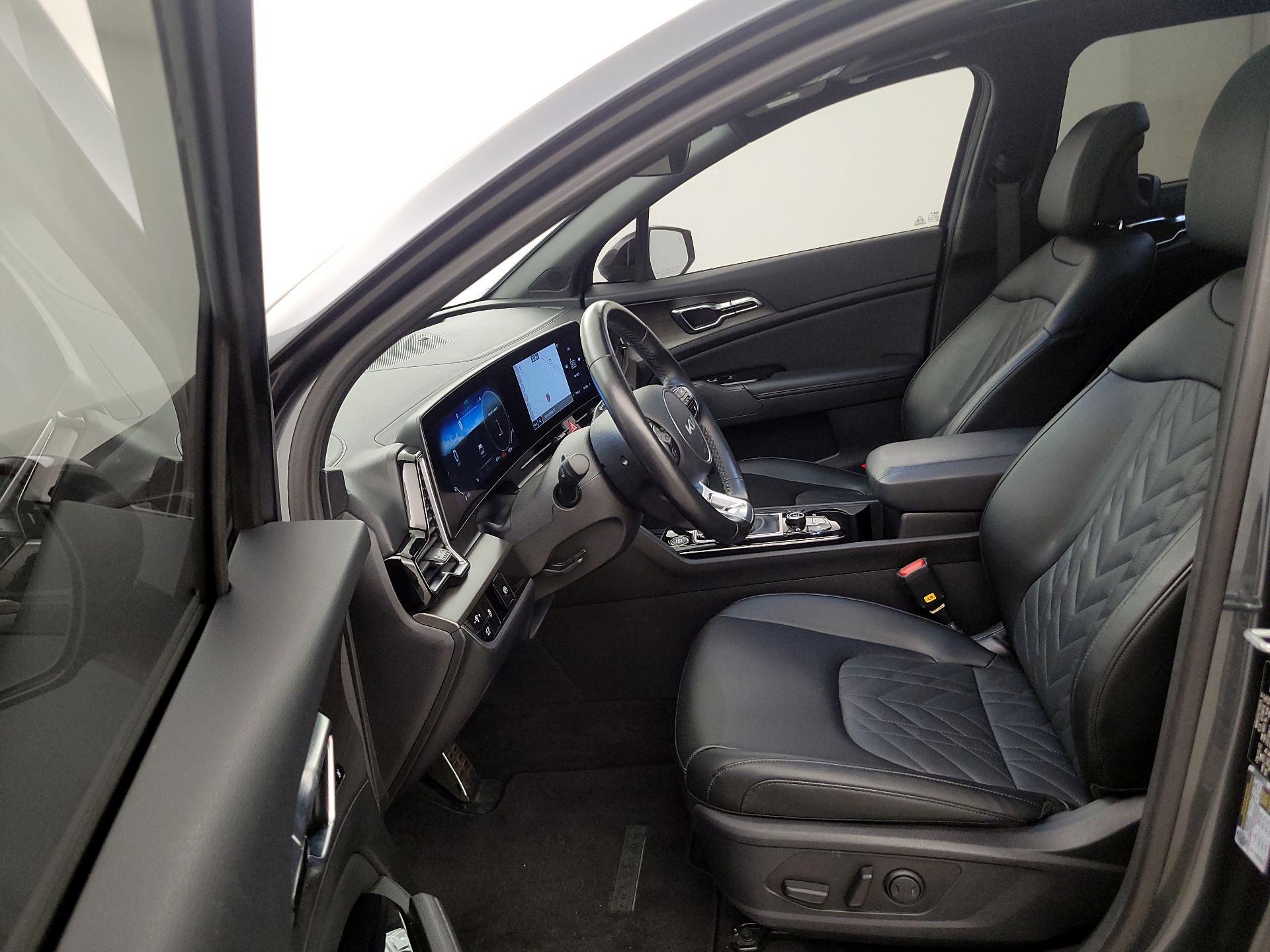 Thumbnail: 2023 Kia Sportage - 11