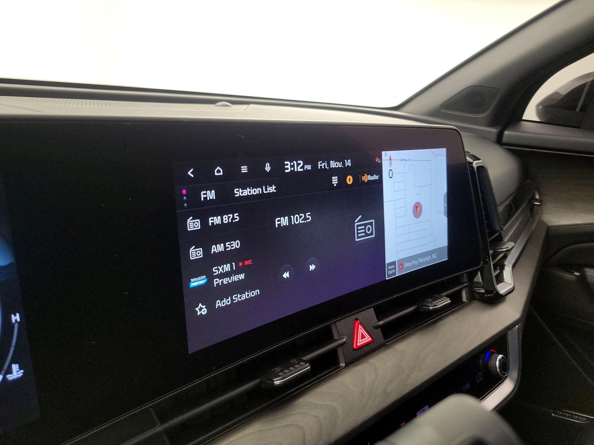 Thumbnail: 2023 Kia Sportage - 16