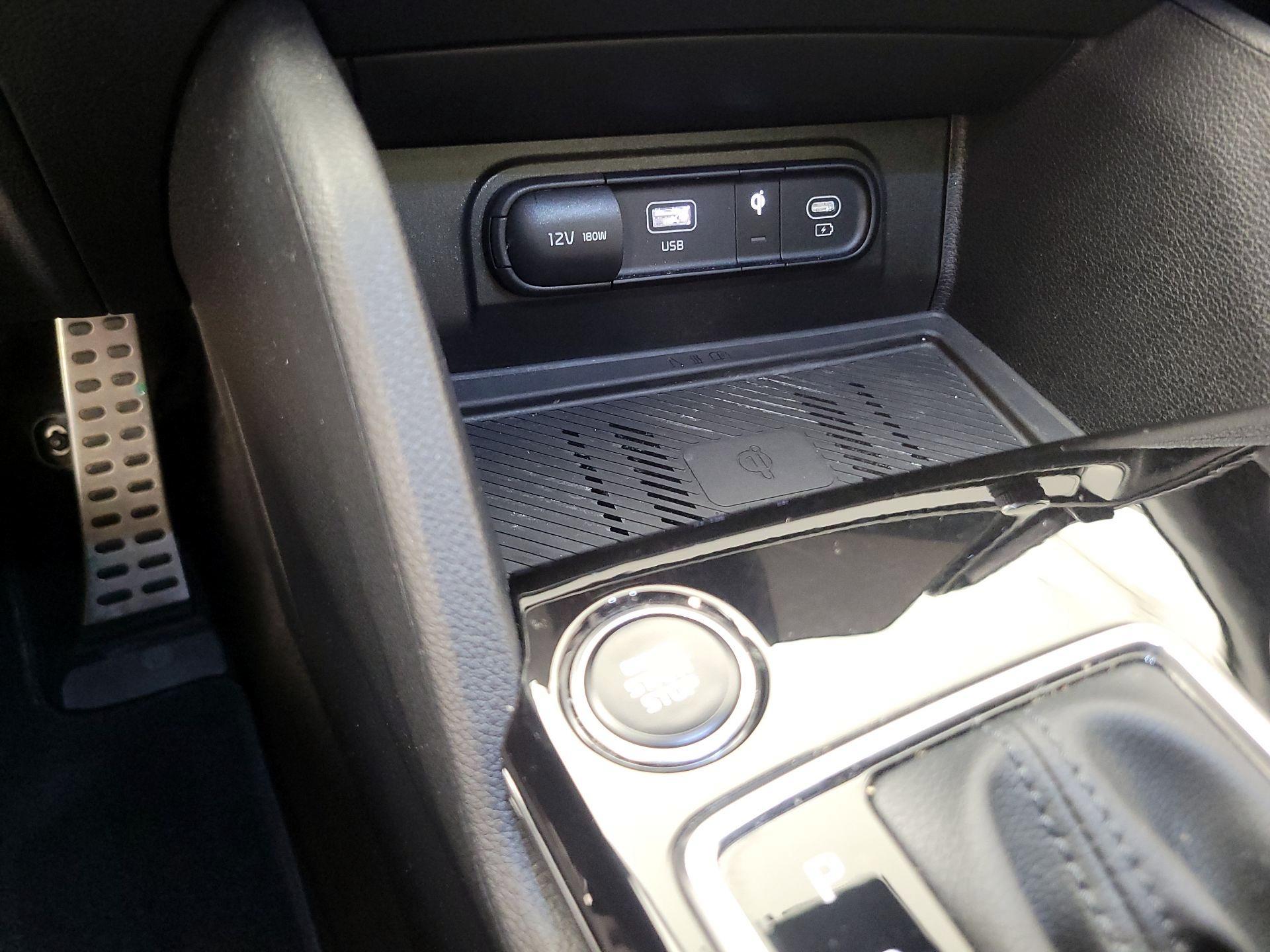 Thumbnail: 2023 Kia Sportage - 19