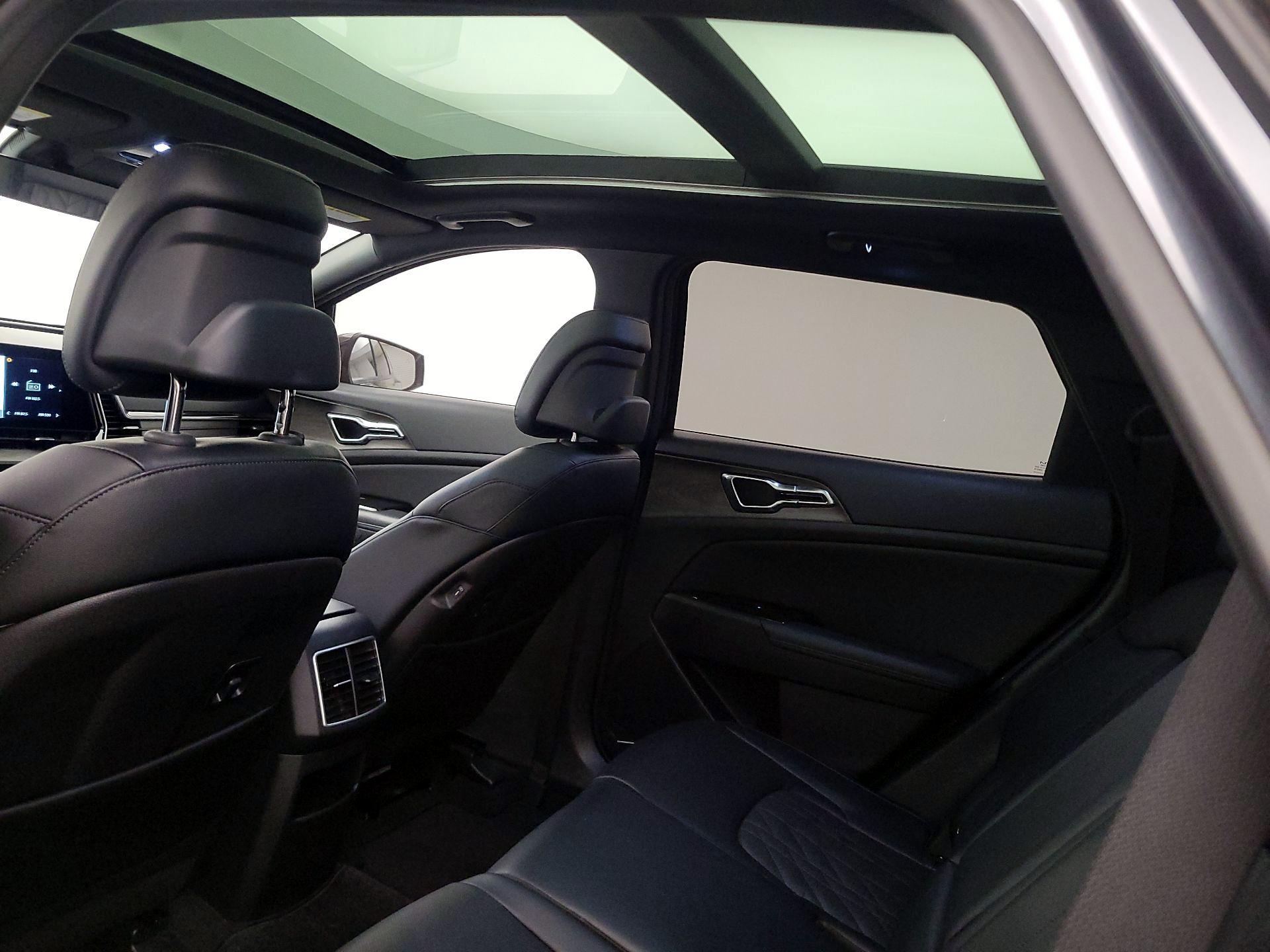 Thumbnail: 2023 Kia Sportage - 20