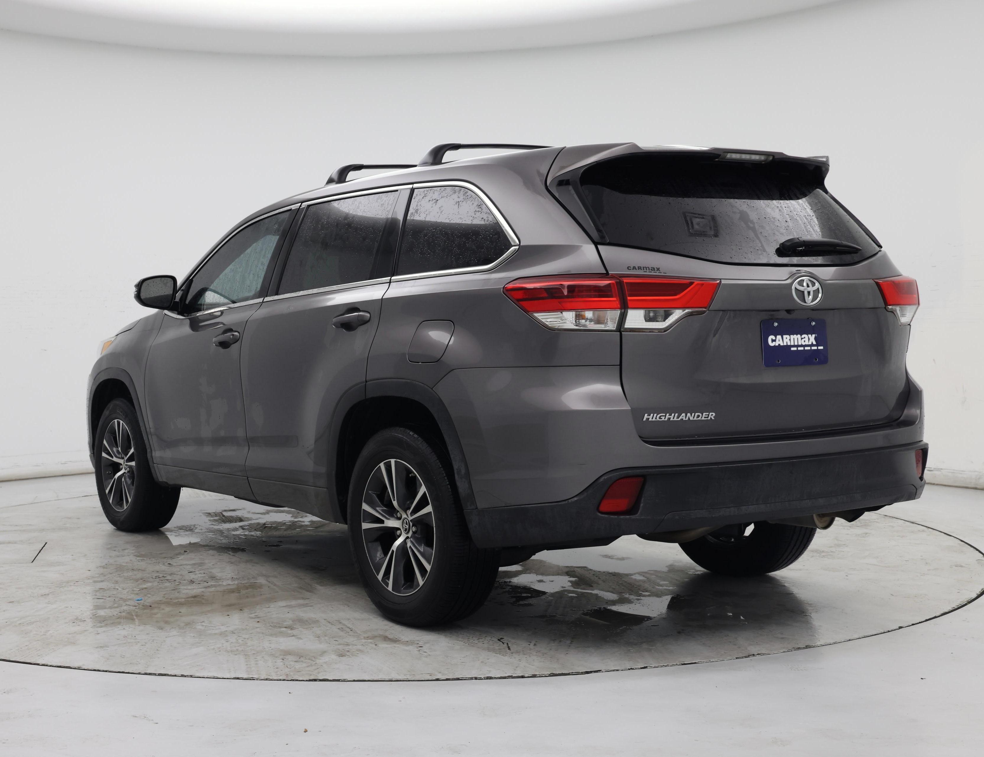Thumbnail: 2018 Toyota Highlander - 2