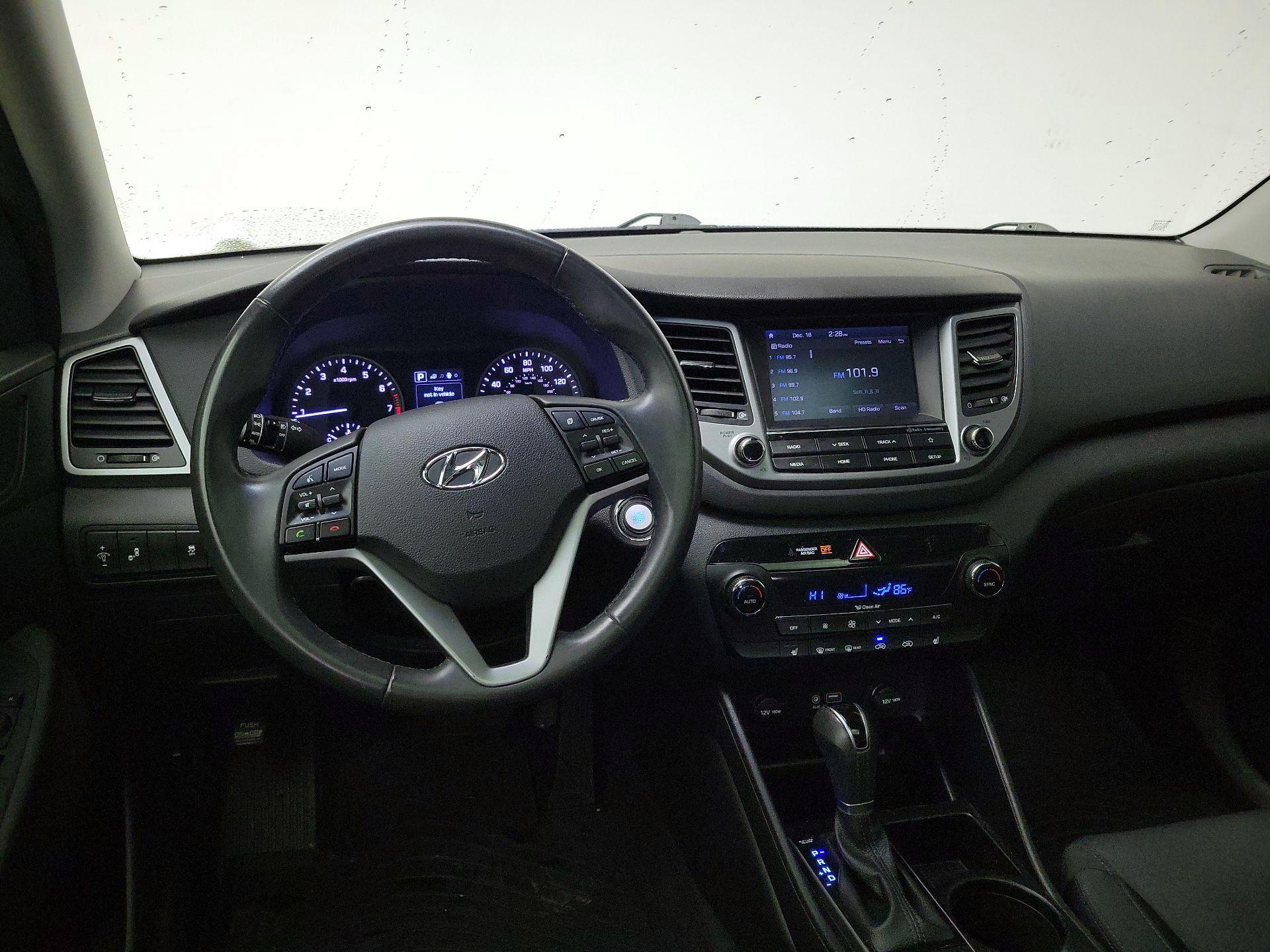 Thumbnail: 2018 Hyundai Tucson - 10