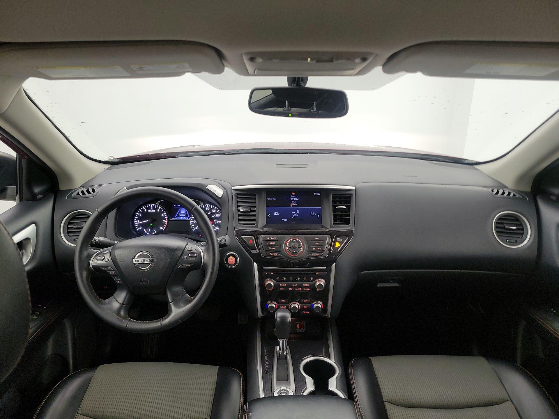 Thumbnail: 2020 Nissan Pathfinder - 9