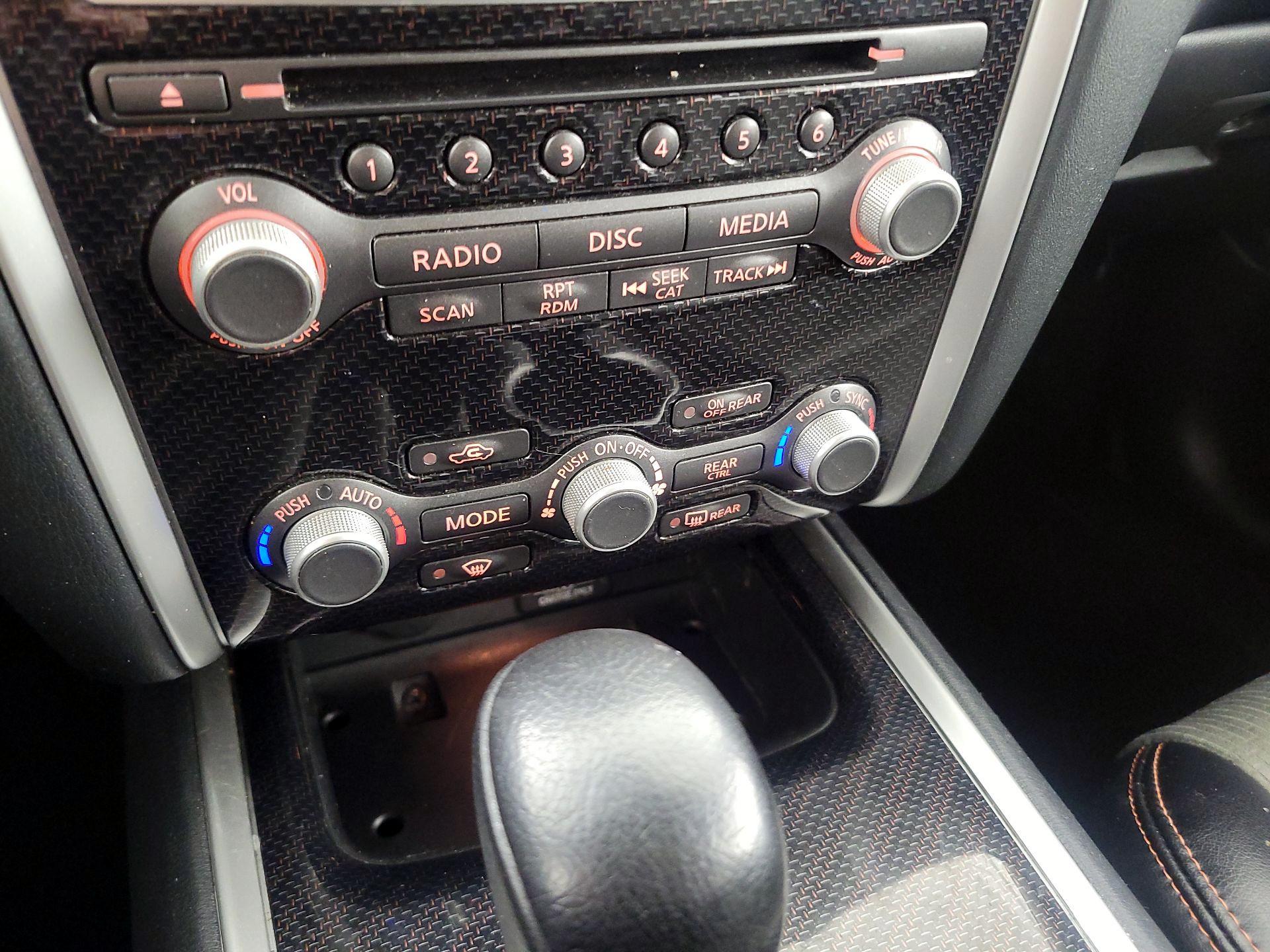 Thumbnail: 2020 Nissan Pathfinder - 16