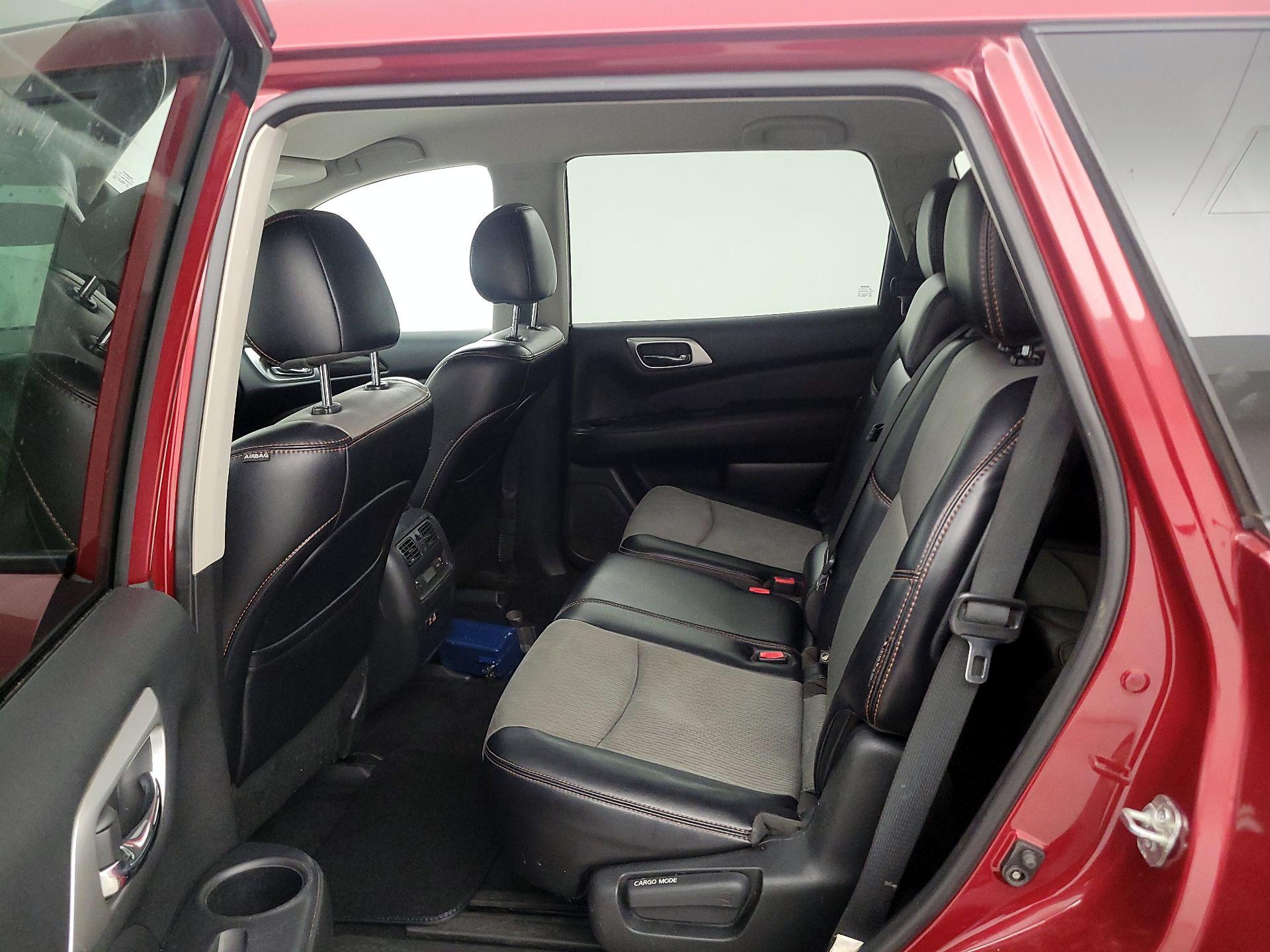 Thumbnail: 2020 Nissan Pathfinder - 19