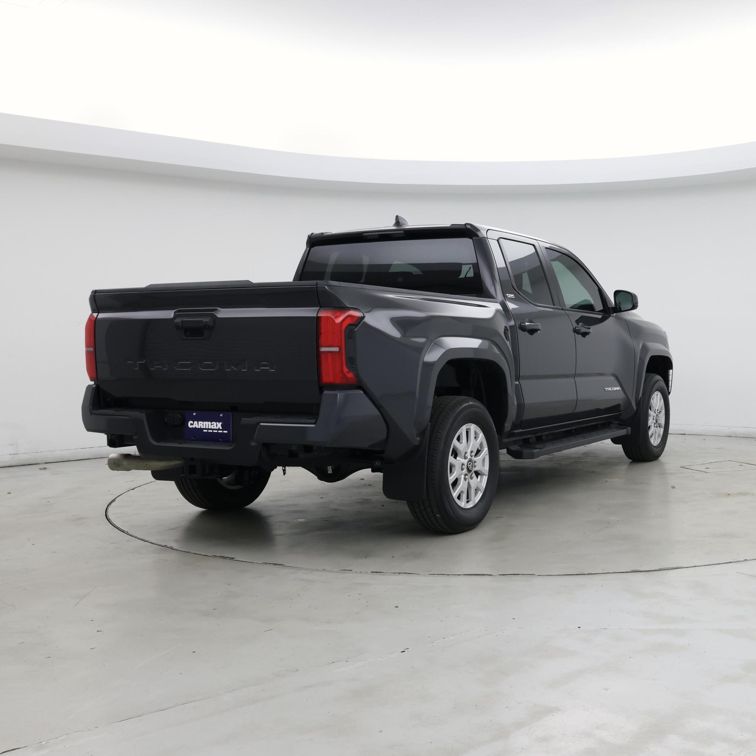 Thumbnail: 2024 Toyota Tacoma - 8