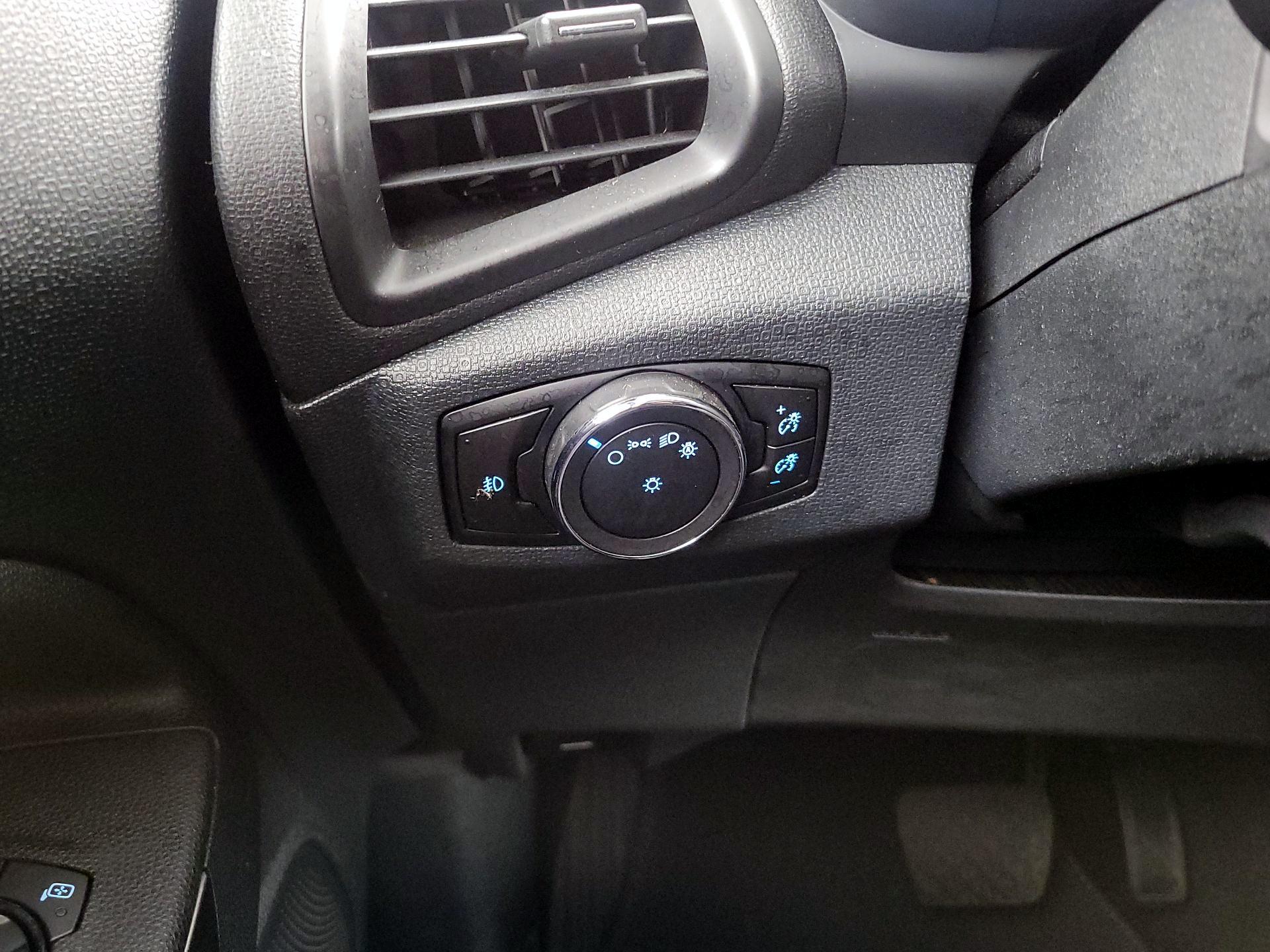 Thumbnail: 2019 Ford EcoSport - 13