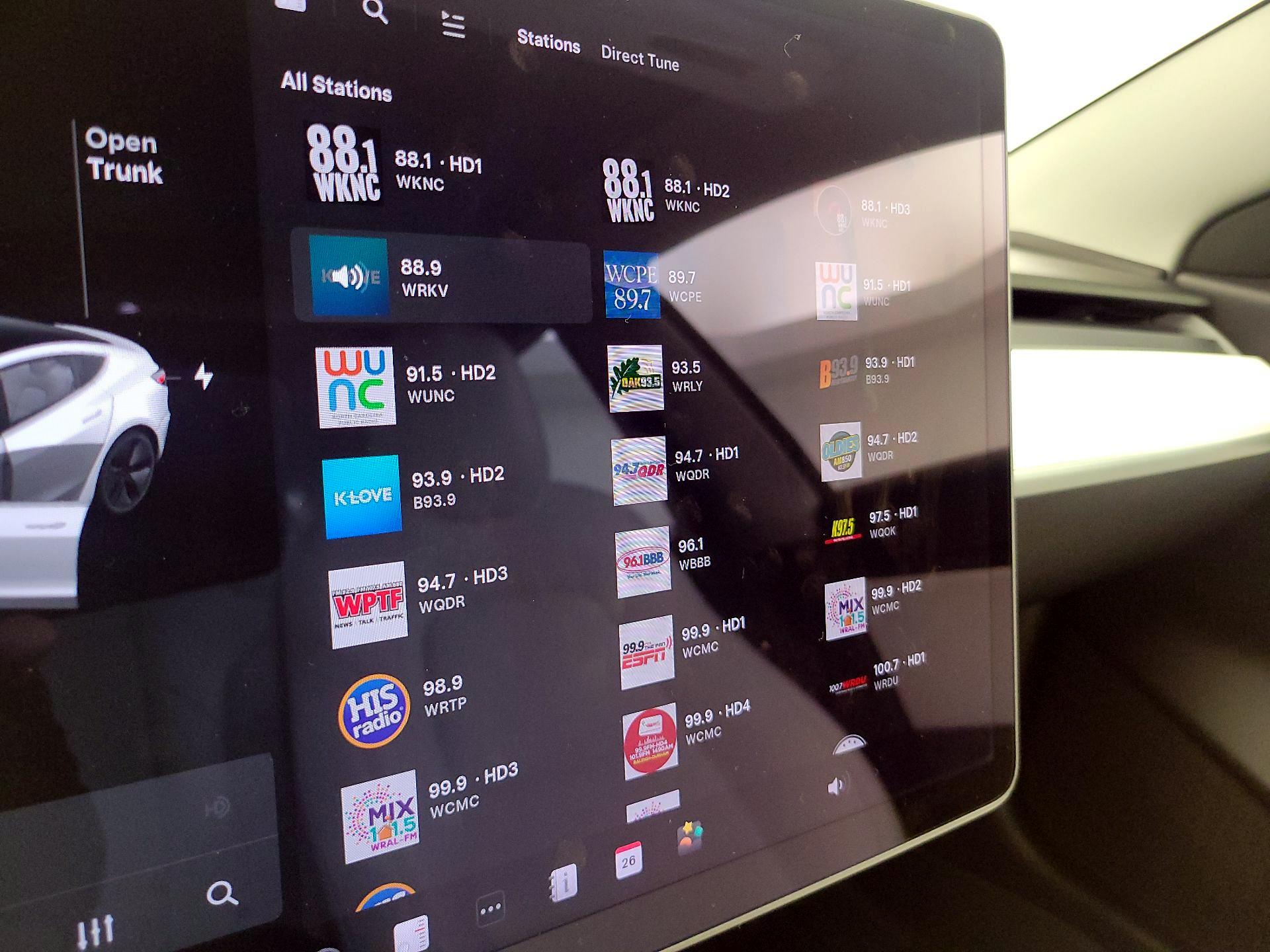 Thumbnail: 2020 Tesla Model 3 - 16