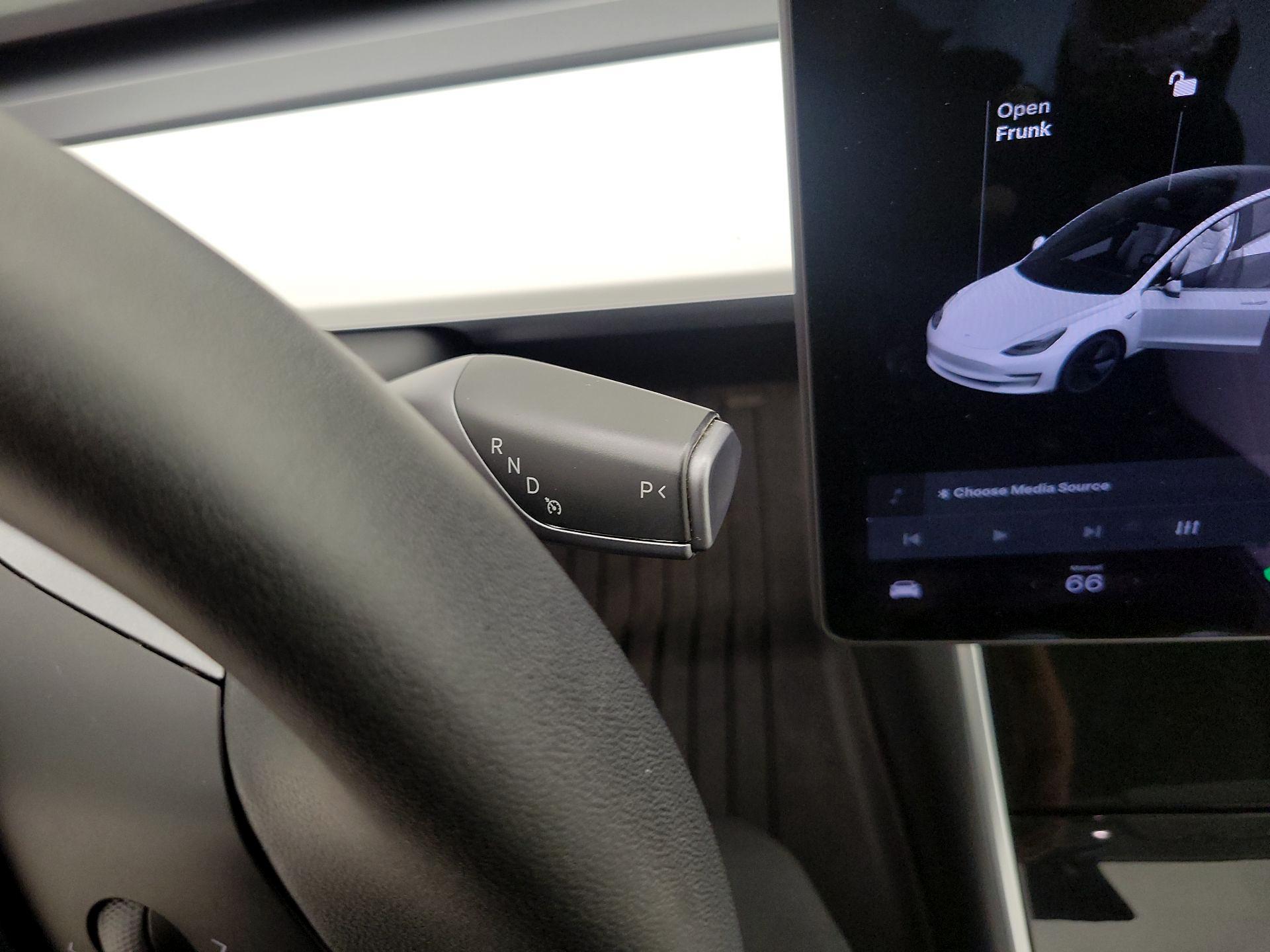 Thumbnail: 2020 Tesla Model 3 - 18