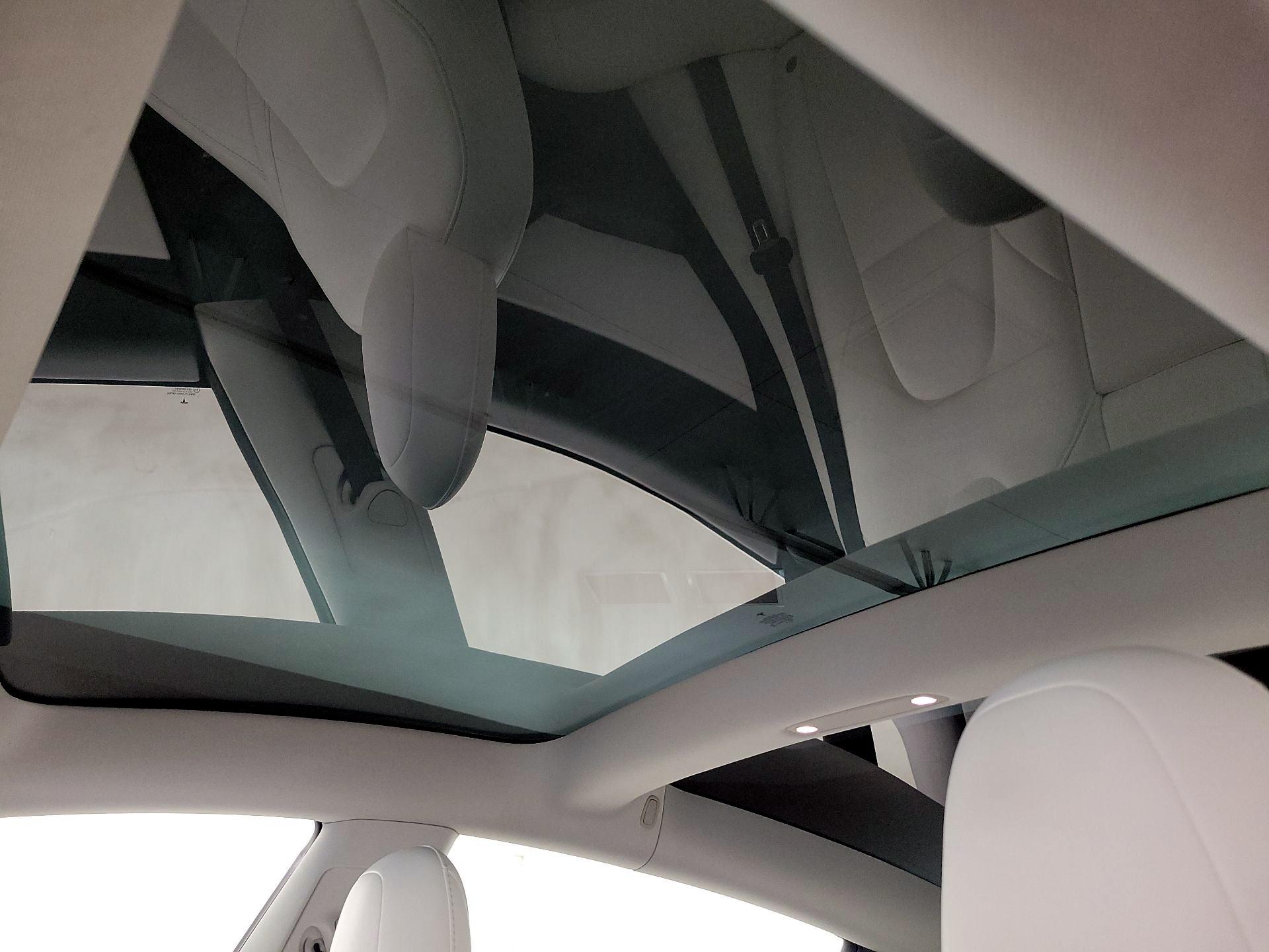 Thumbnail: 2020 Tesla Model 3 - 20