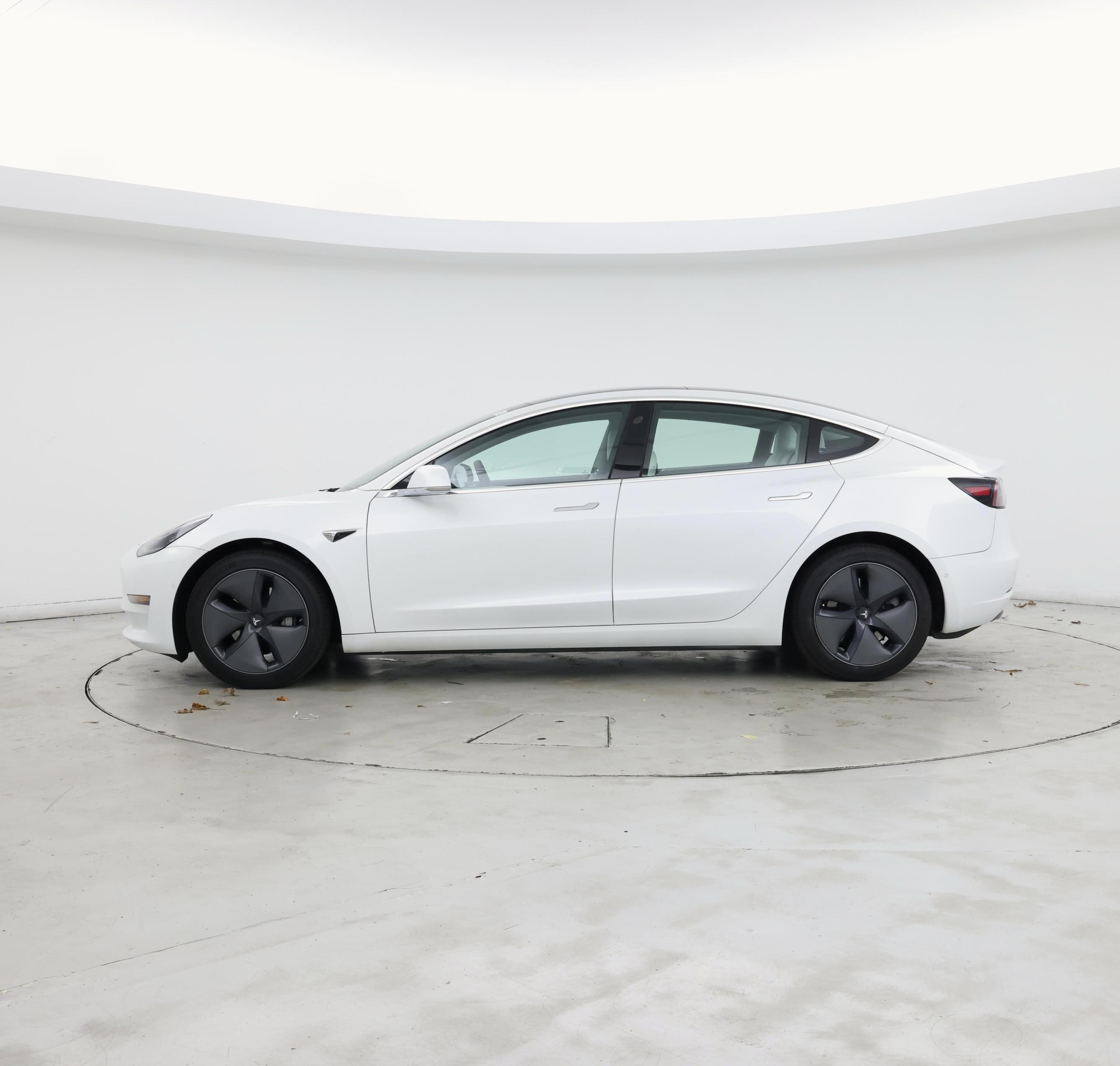Thumbnail: 2020 Tesla Model 3 - 3