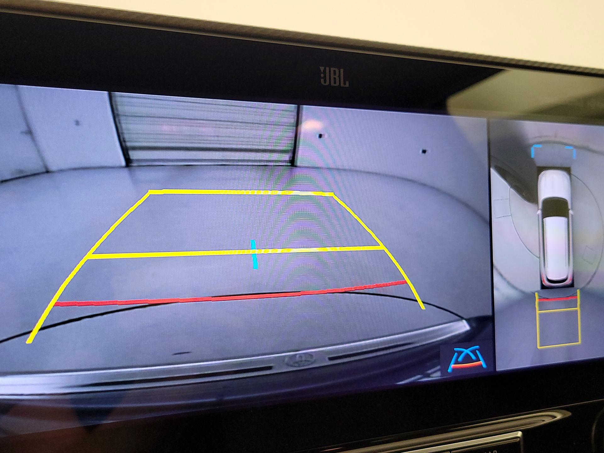 Thumbnail: 2020 Toyota Highlander - 15